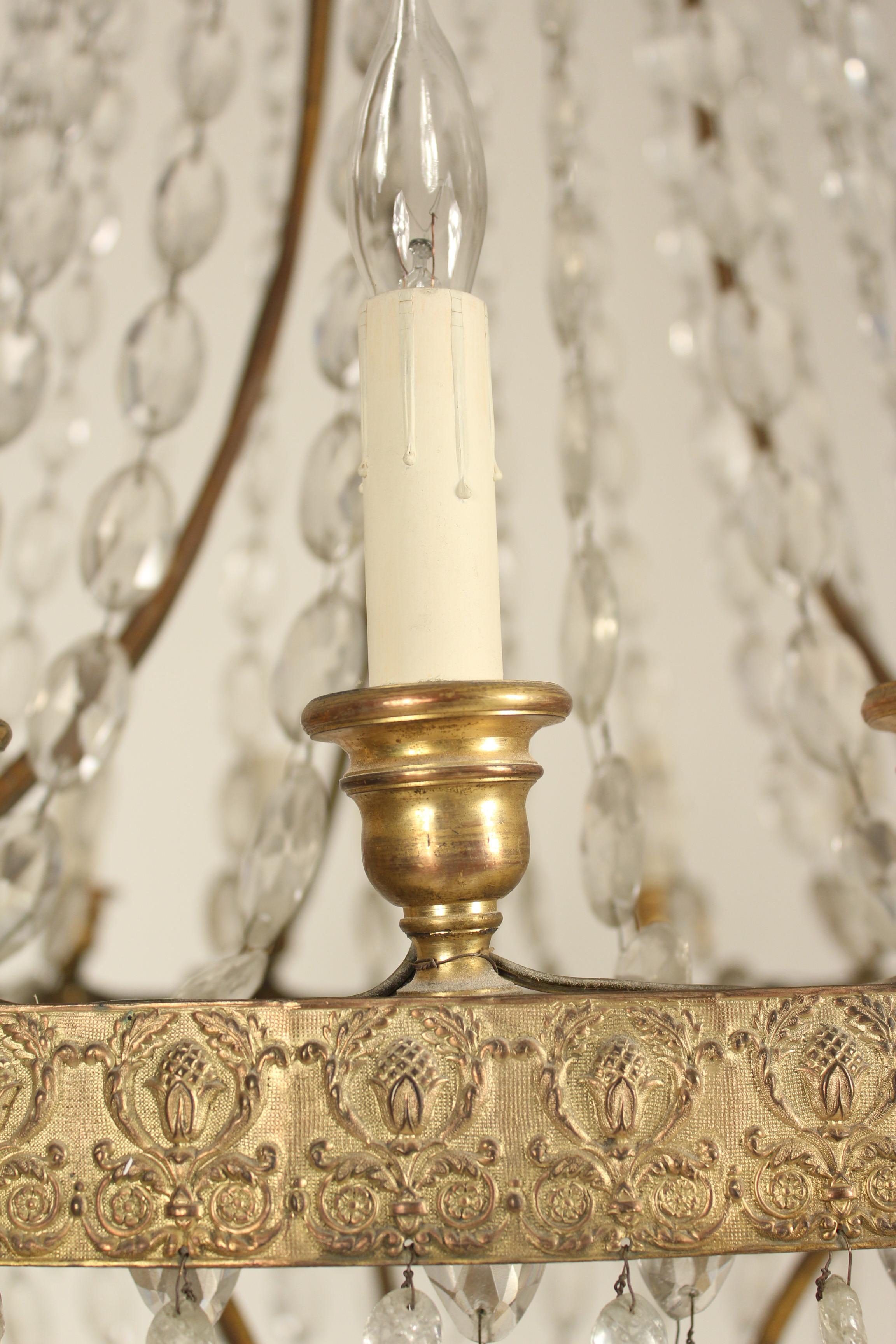 Neoclassical Style 20-Light Chandelier In Good Condition For Sale In Laguna Beach, CA