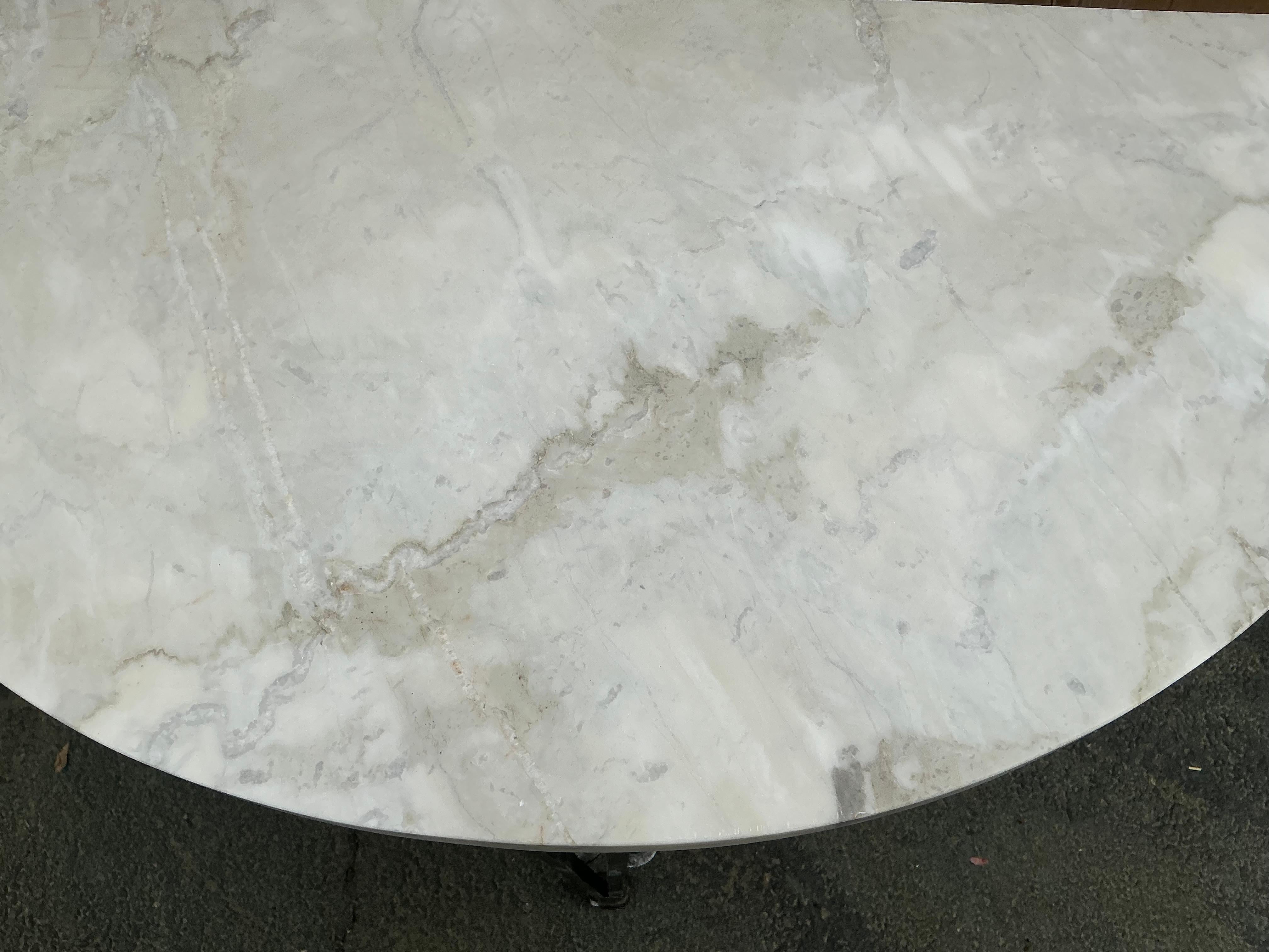 Konsolentische aus Gusseisen und Bronze im neoklassischen Stil mit geflochtenen Marmorplatten – Paar 3