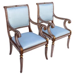 Sedie in stile neoclassico italiano in legno intagliato e bergere dipinte - Coppia