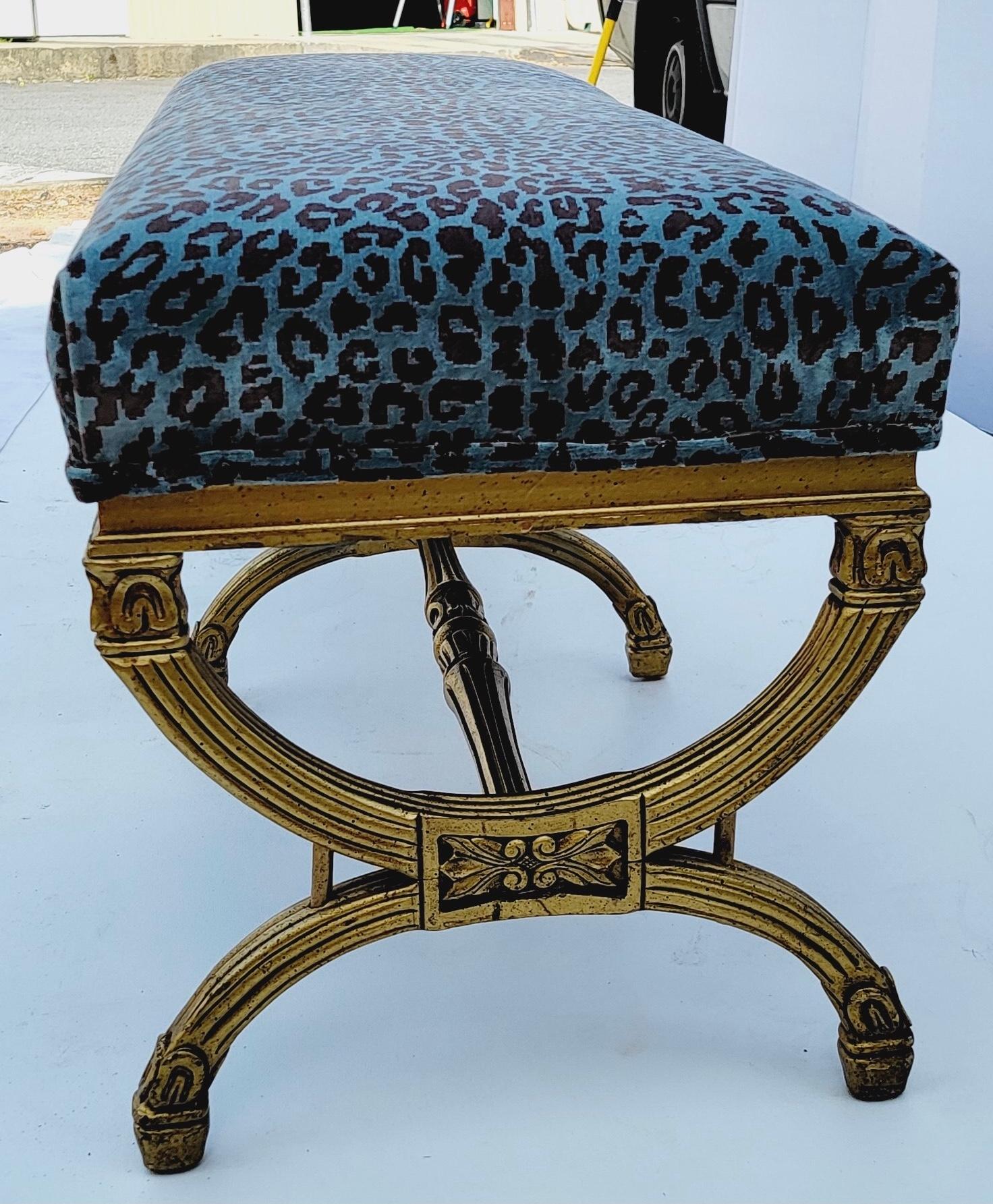 Neo-Classical Style Italian Giltwood Bench in Leopard Velvet In Good Condition In Kennesaw, GA