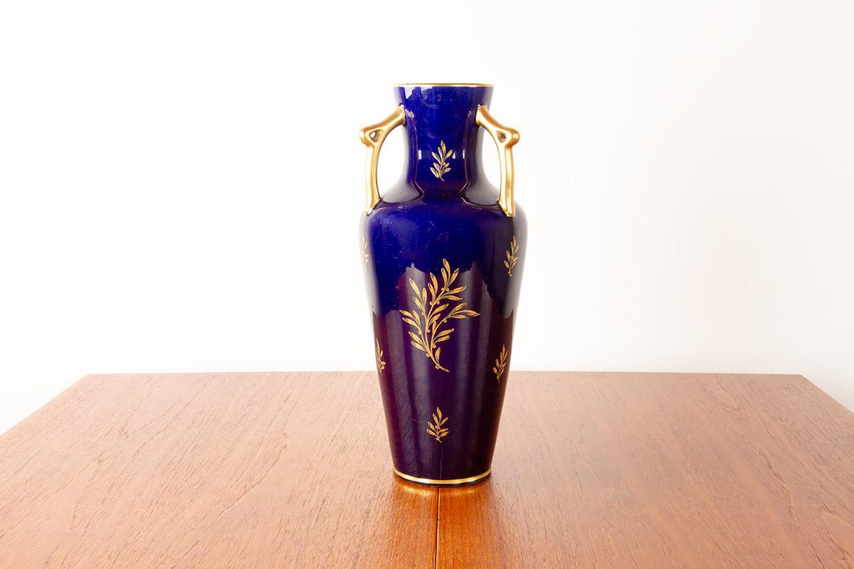 Neoclassical Neo-Classical style porcelain vase, cobalt blue+gold motifs, Pinon-Heuzé 1930. For Sale