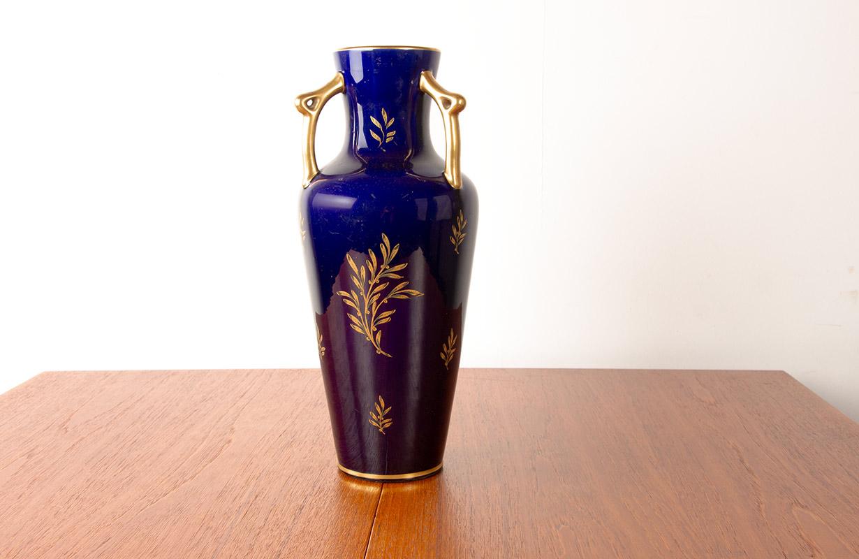 Mid-20th Century Neo-Classical style porcelain vase, cobalt blue+gold motifs, Pinon-Heuzé 1930. For Sale