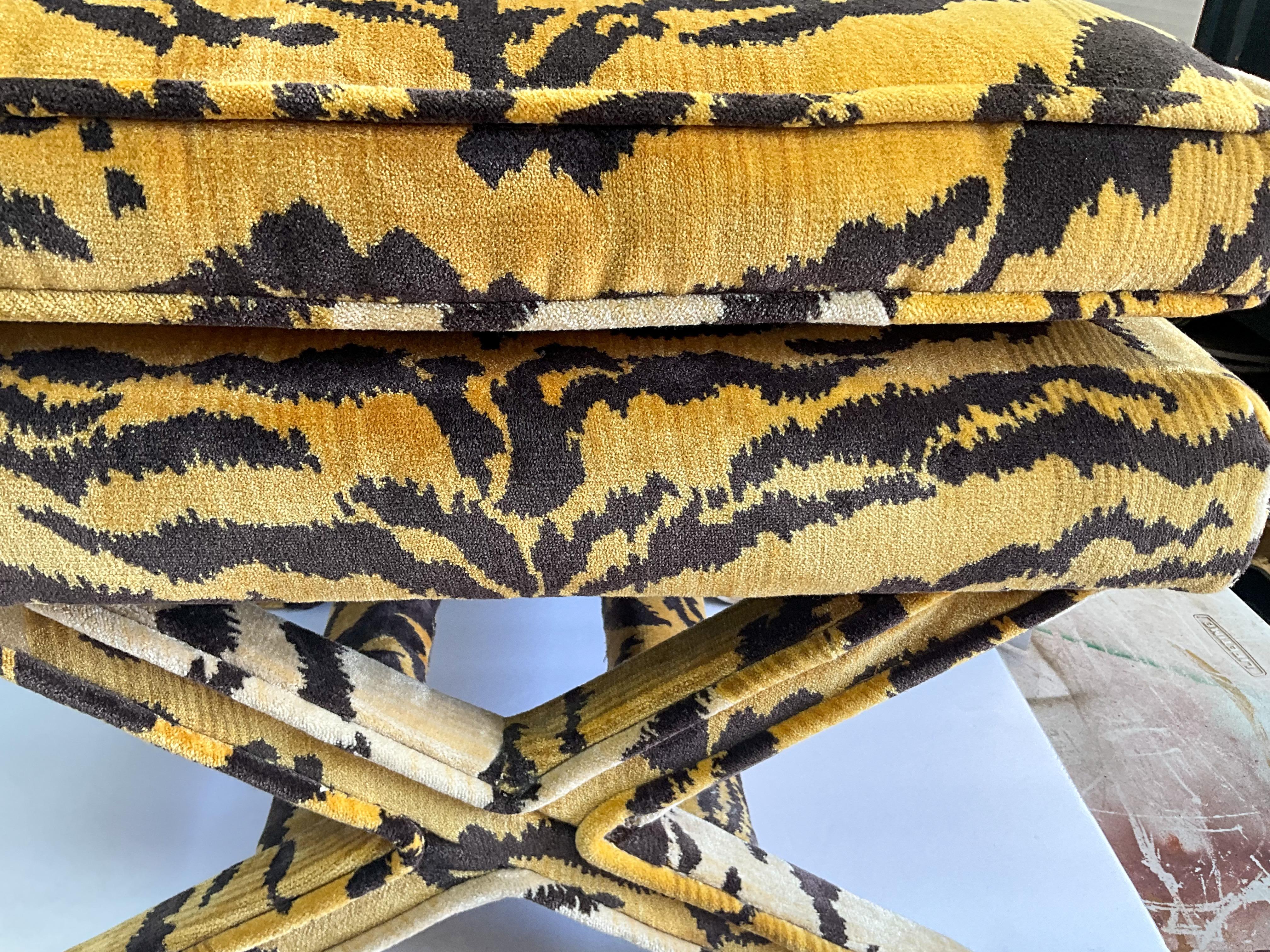 Neo-Classical Style Scalamandre Tiger Velvet Upholstered X-Bench / Ottoman In Good Condition In Kennesaw, GA