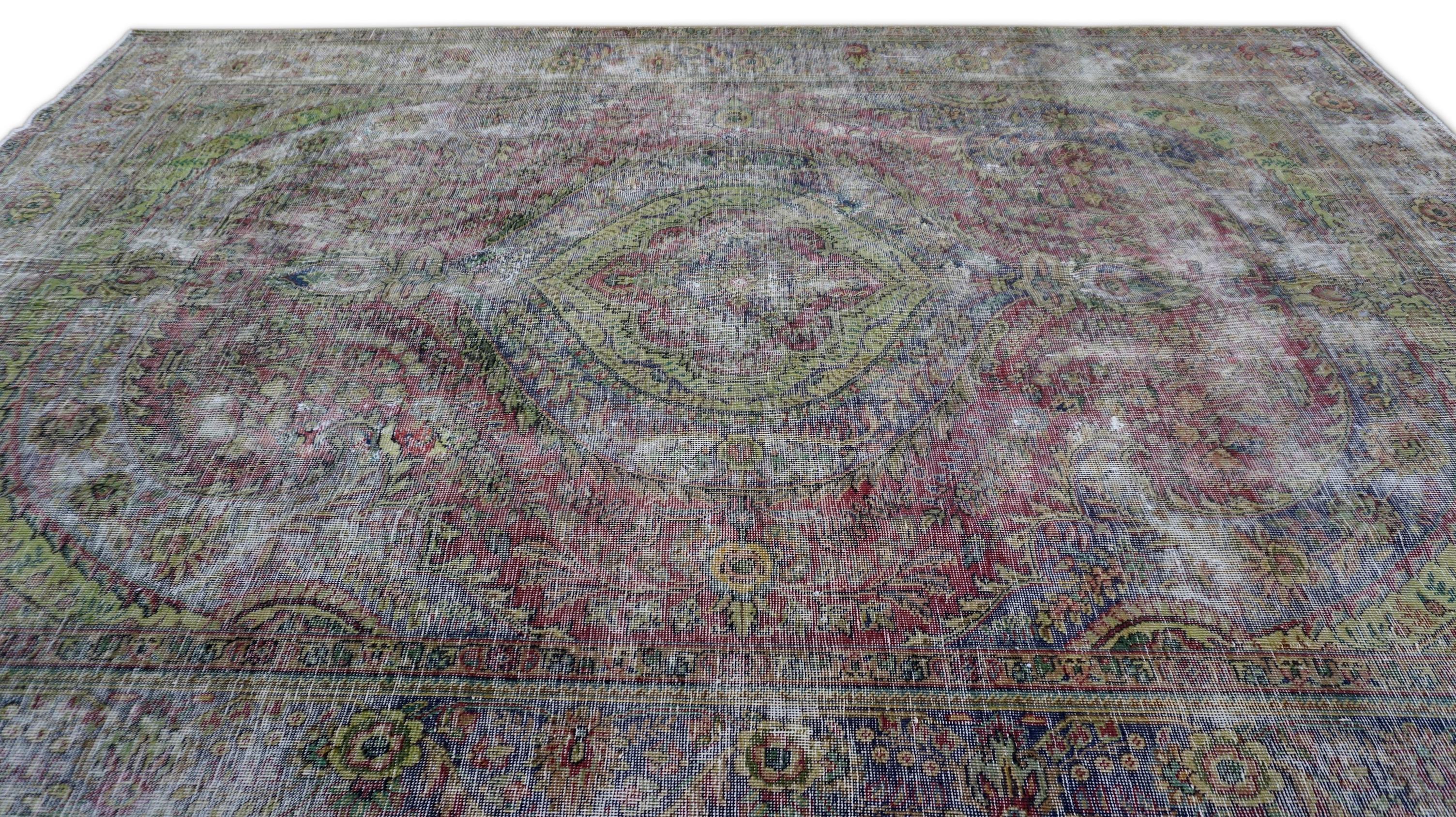 Alfombra neoclásica vintage de lana 6'7''x9'4'' Anudado a mano en venta