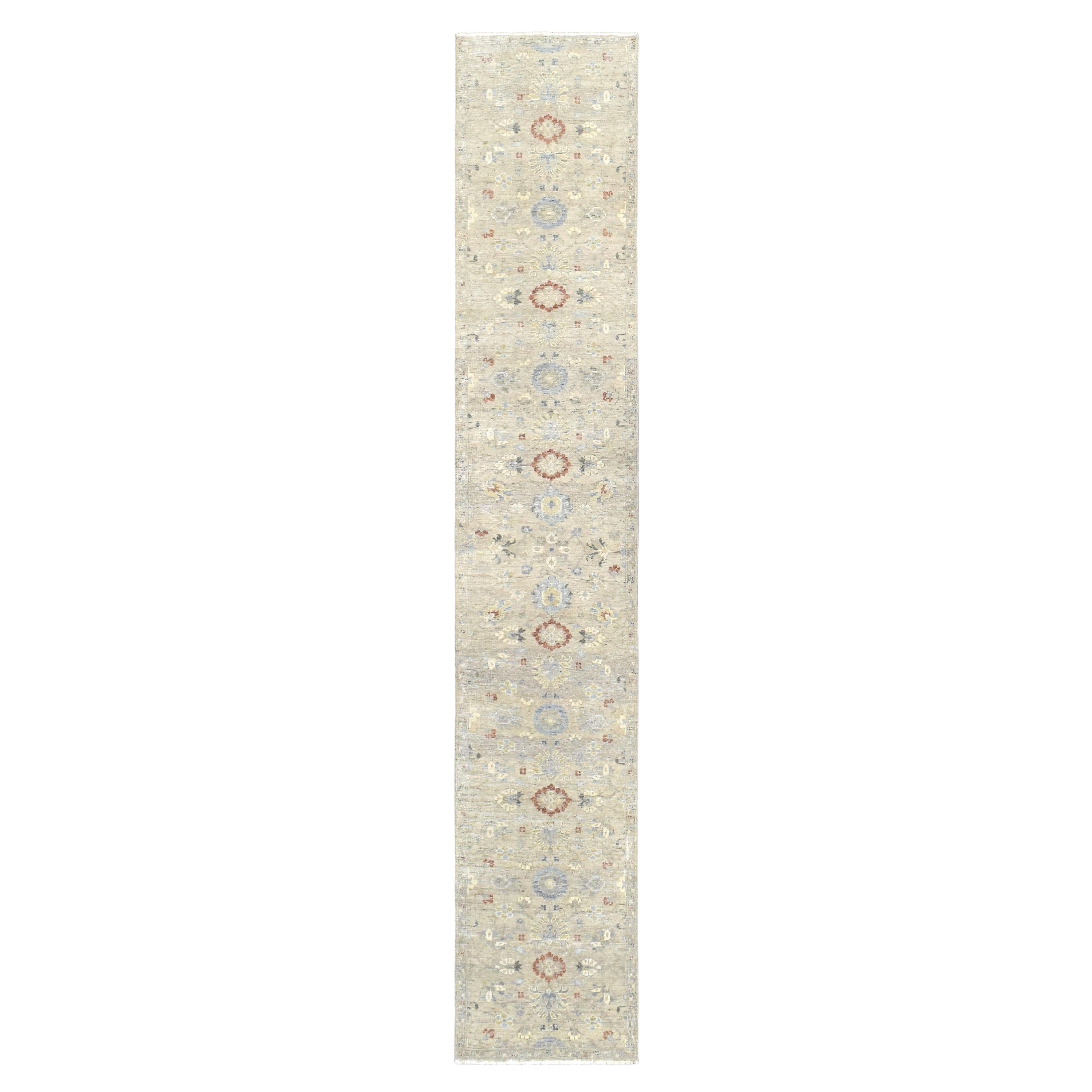 Chemin de table en laine beige néoclassique à motifs bleu et orange brûlé 2
6
x13
8