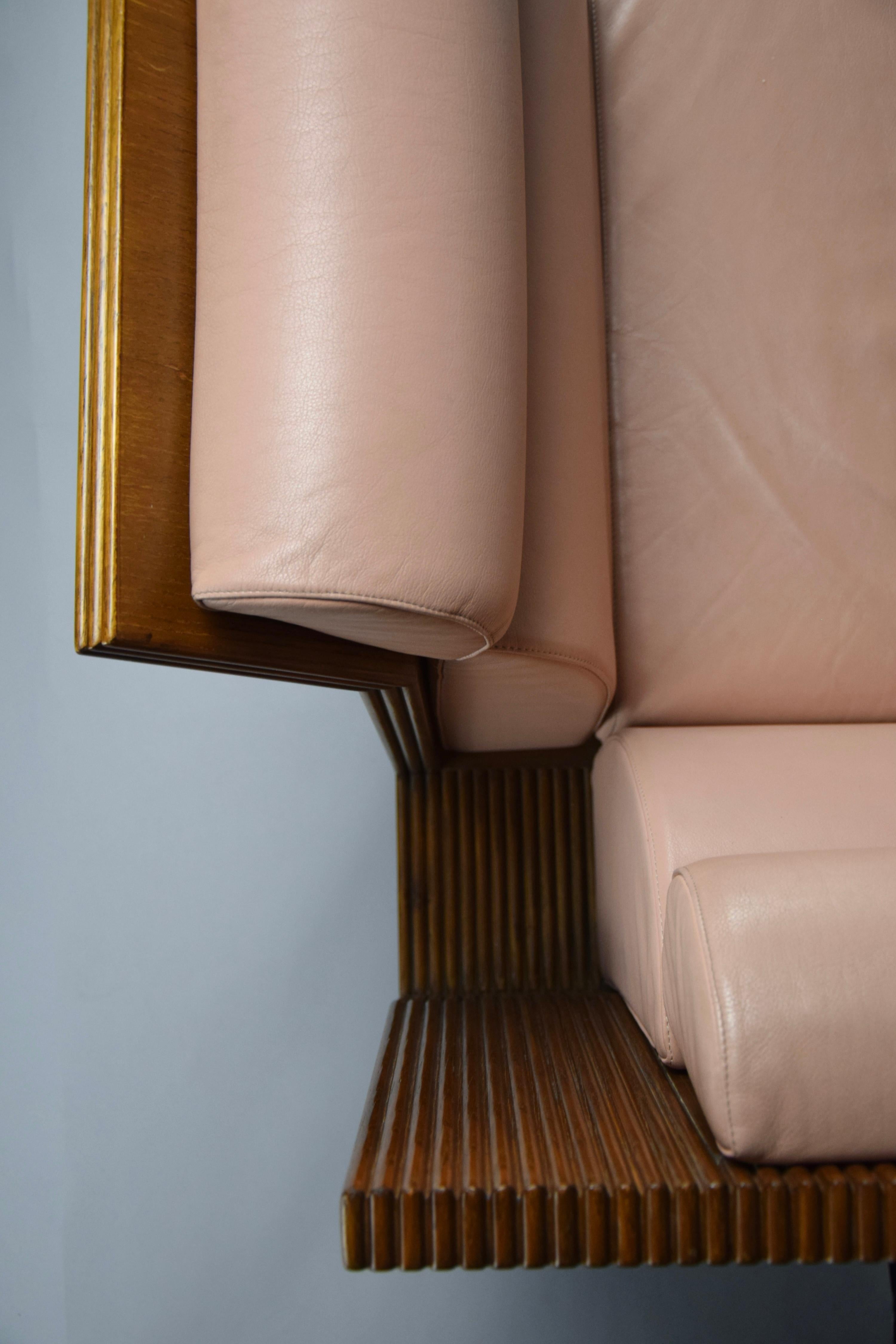 Postmoderner postmoderner Sessel aus eklektischem Jatoba-Holz und lachsfarbenem Leder (Italienisch) im Angebot