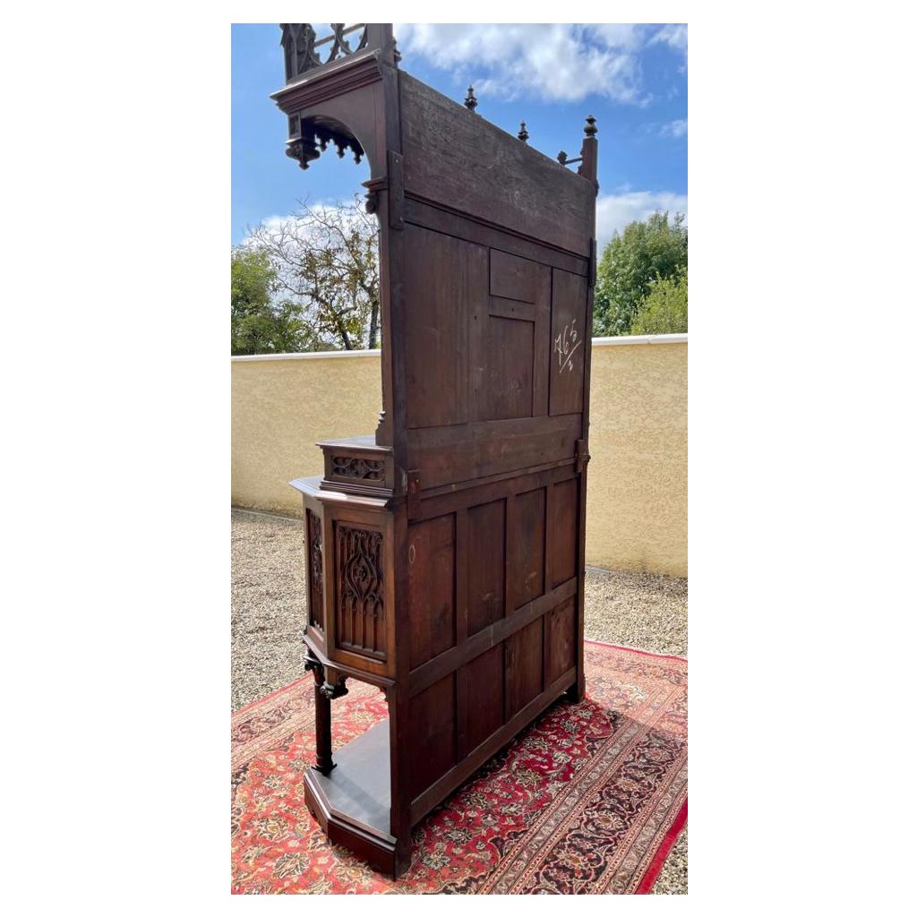 Neo-Gothic Carved Walnut Buffet, 19th Century 5