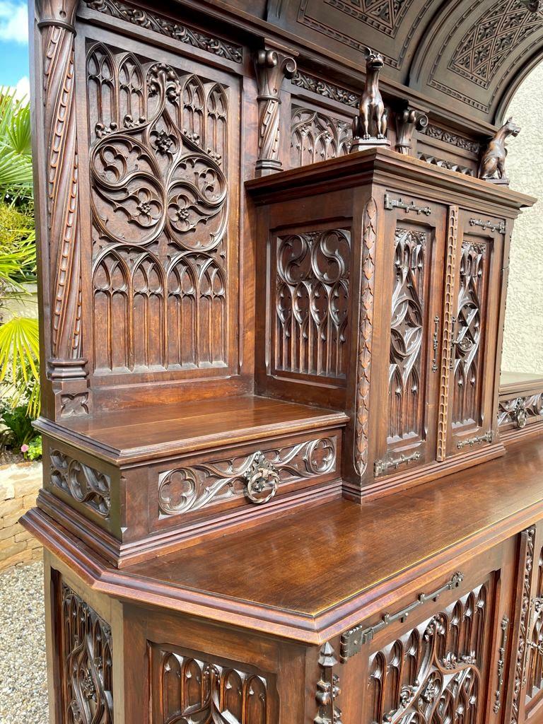 Neo-Gothic Carved Walnut Buffet, 19th Century 6