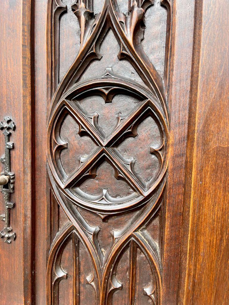 Neo-Gothic Carved Walnut Buffet, 19th Century 7