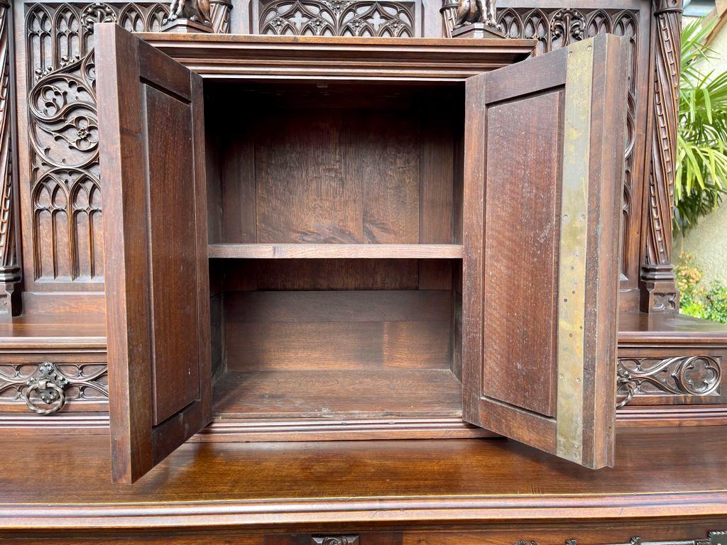 Neo-Gothic Carved Walnut Buffet, 19th Century 9