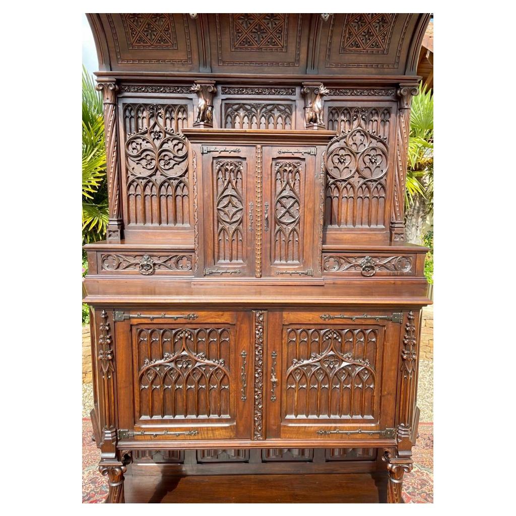 Gothic Revival Neo-Gothic Carved Walnut Buffet, 19th Century