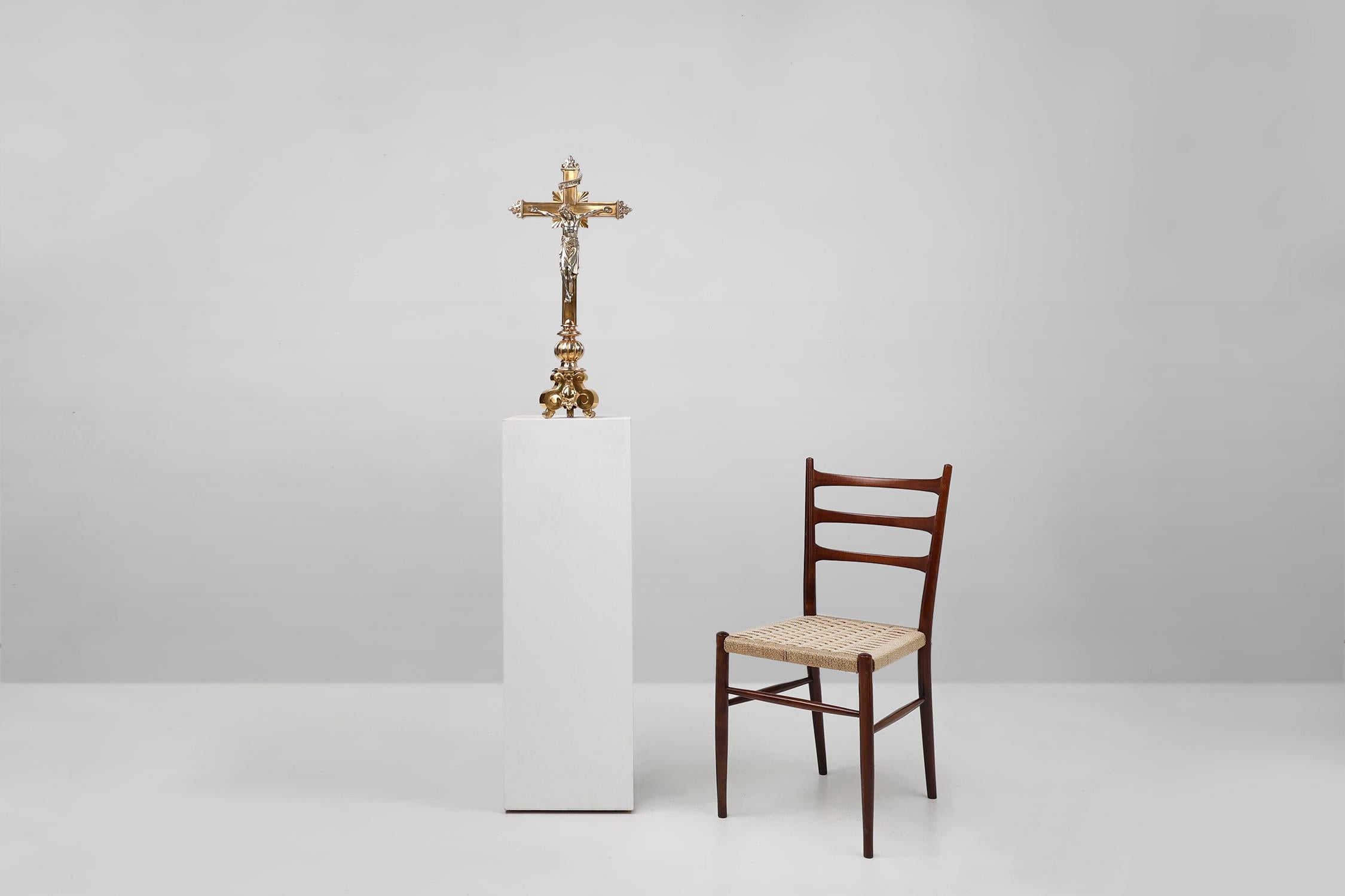 France / 1850 / Church Crucifix / copper / Neo-gothic / Antique / Baroque

A impressive large Neo-gothic church Crucifix with corpus crafted in France in the 19th century. This exquisite crucifix stands on a pedestal of 3 gothic styled feet and is