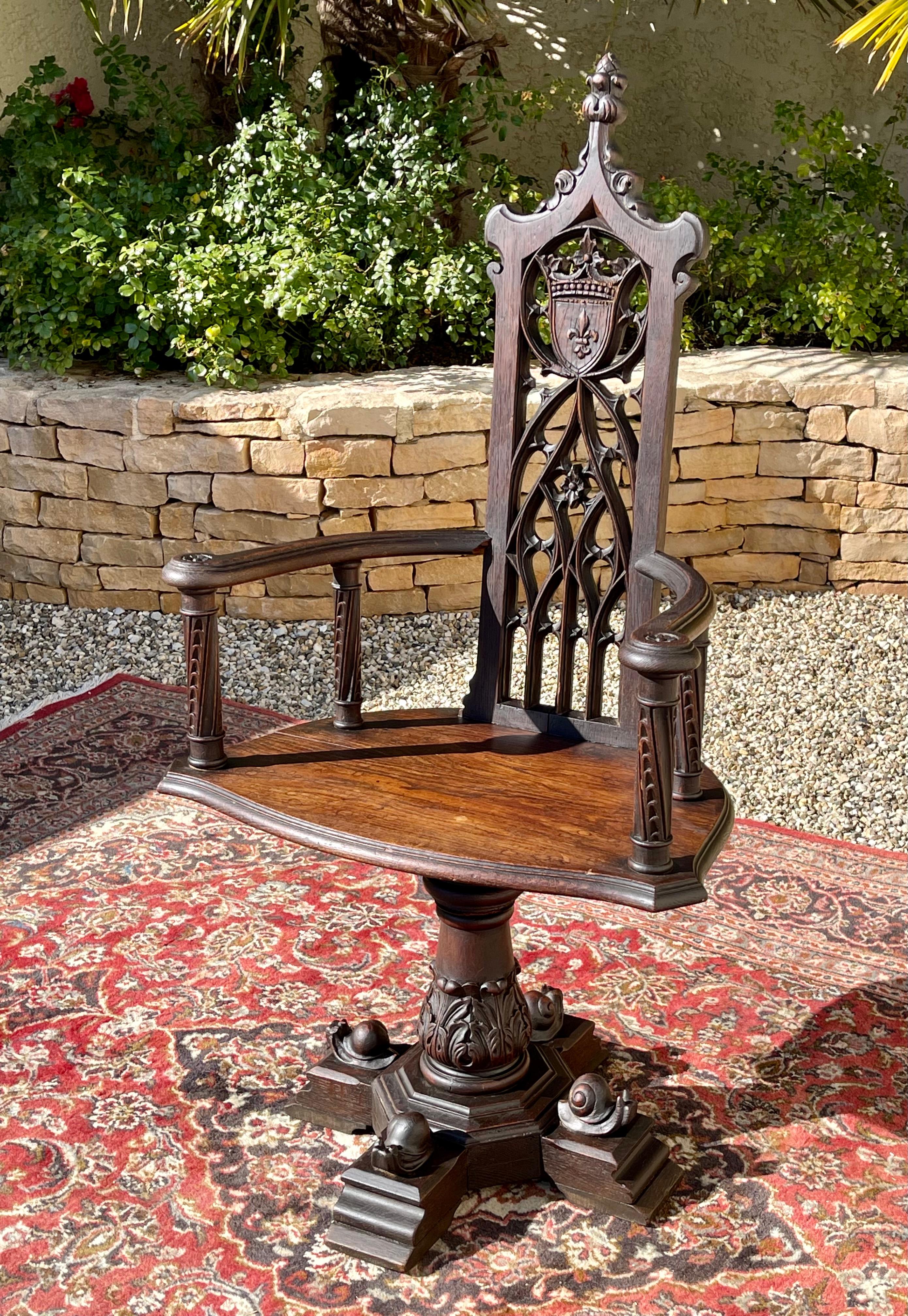 Neo-Gothic Oak Office Chair 19th Century 7