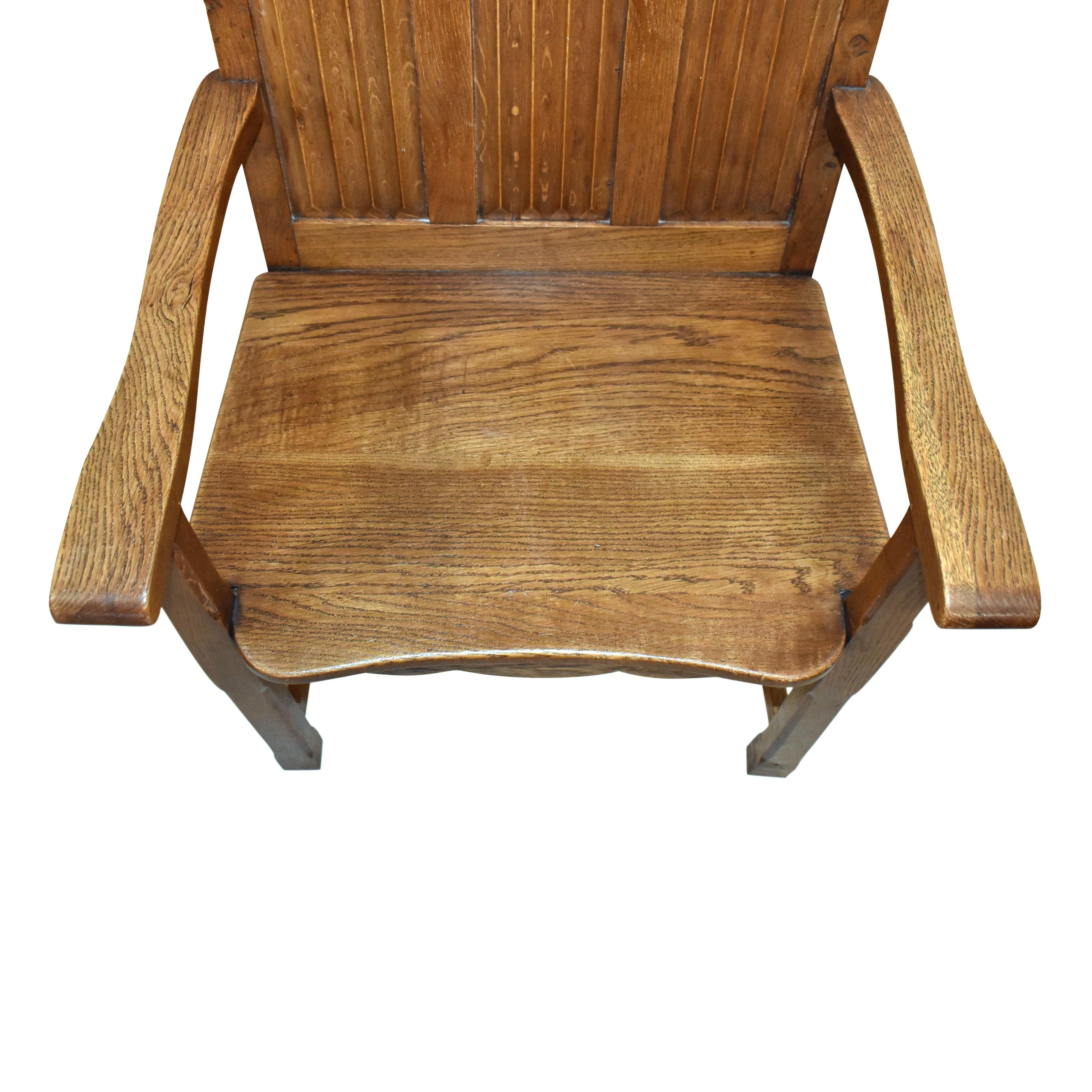 Belga Poltrone in stile Gothic Revival, set di due, circa 1940 in vendita