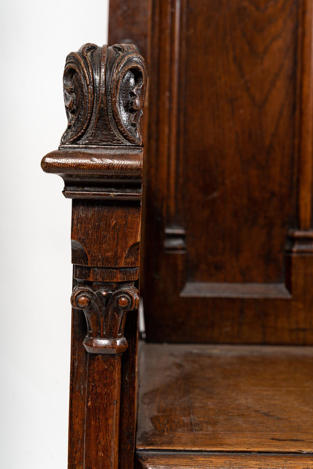 Neo-Gothic walnut armchair, 19th century For Sale 1