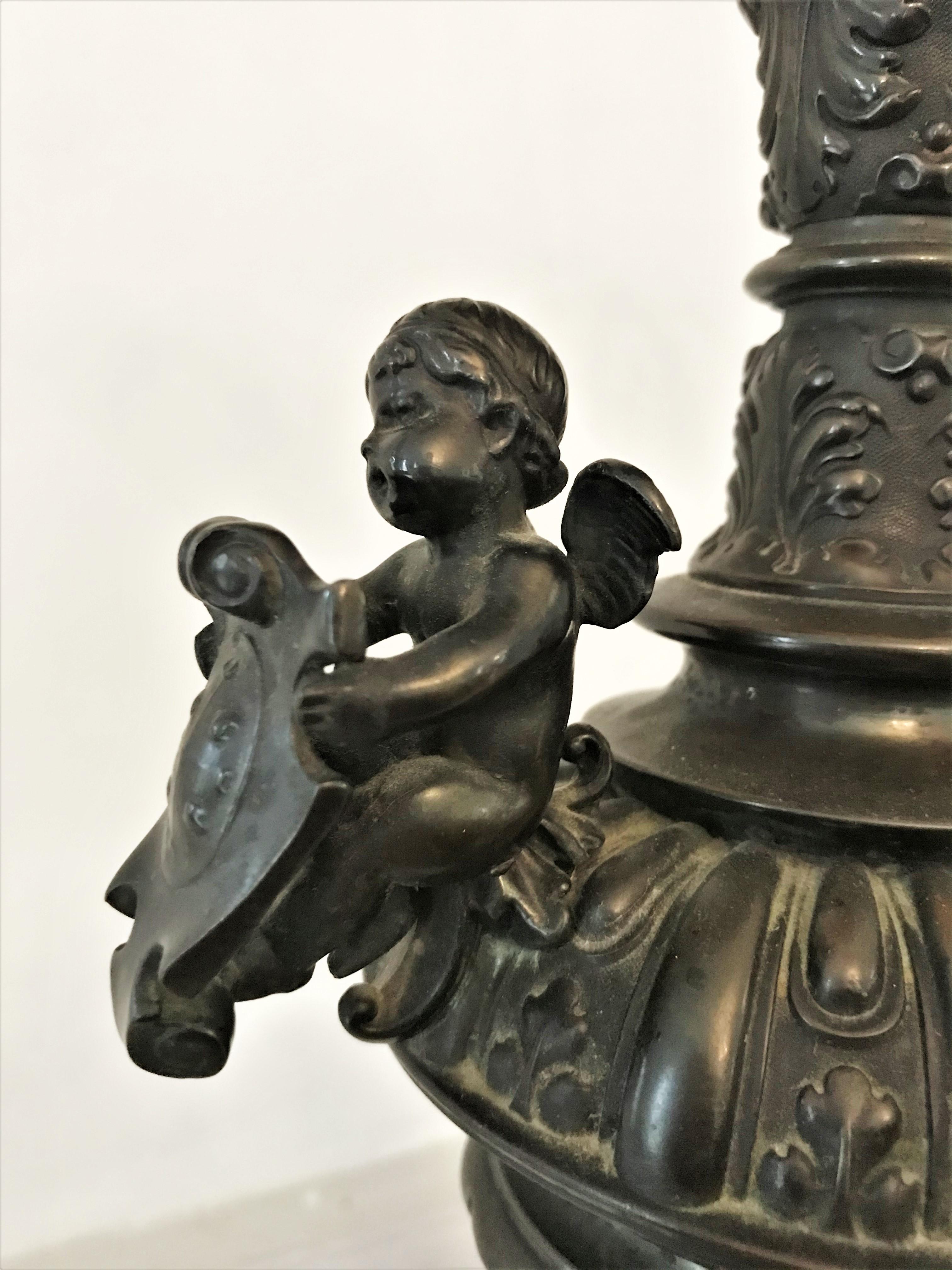 Neo-Renaissance Angel Ewer 19th Century In Good Condition For Sale In Beuzevillette, FR