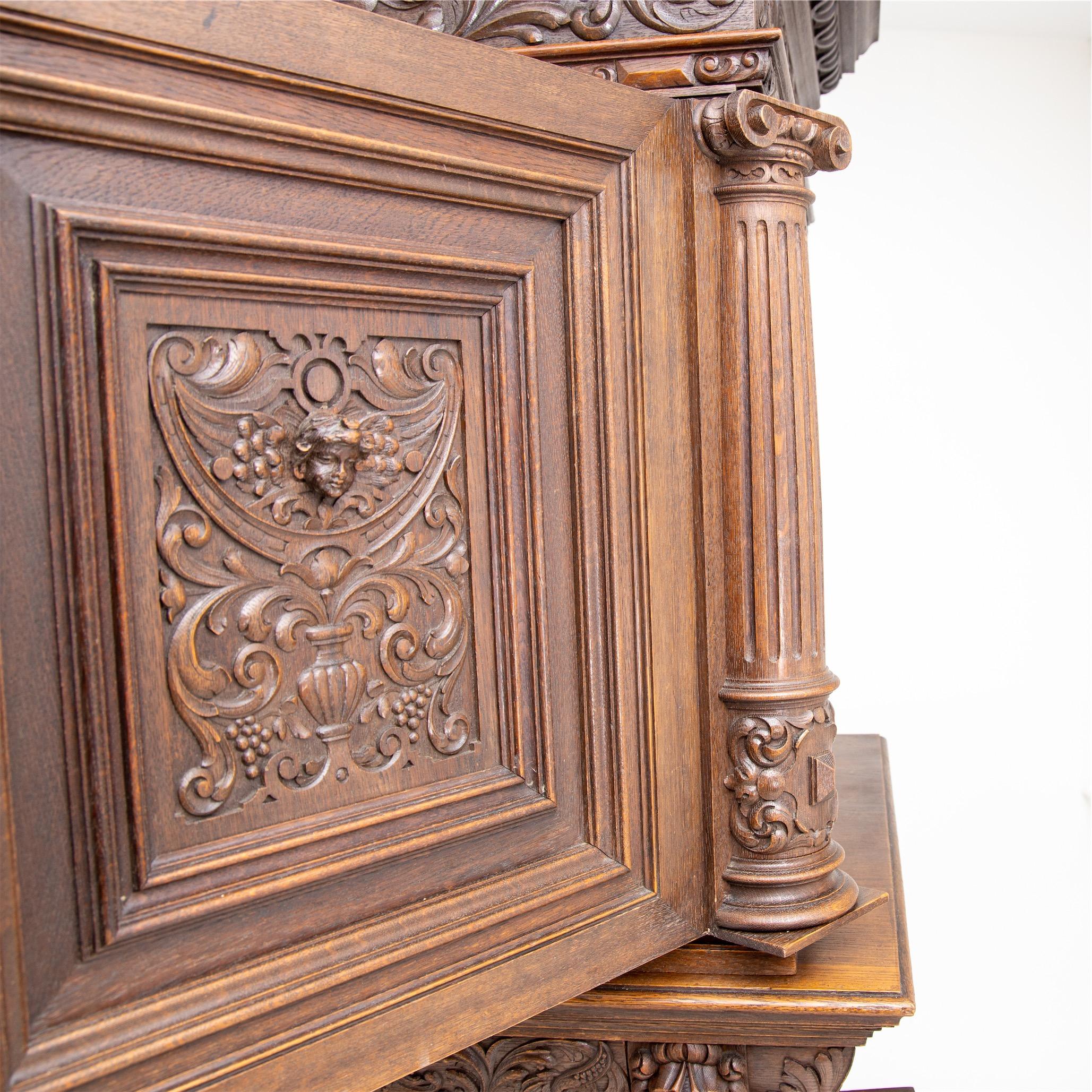 Cabinet néo-renaissance, fin du 19e siècle en vente 5