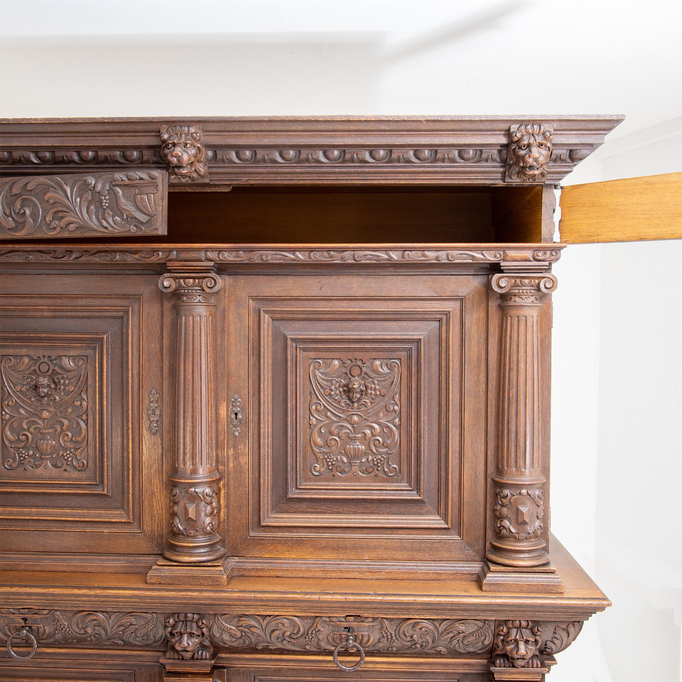 Neo-Renaissance Cabinet, Late 19th Century For Sale 8