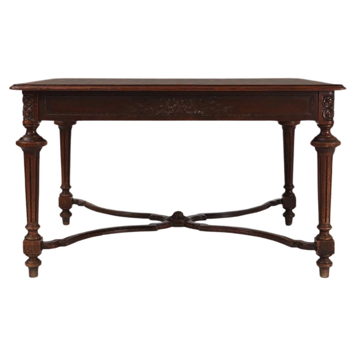Neo Renaissance extendable dining room table with rich decoration, France, 1900 For Sale