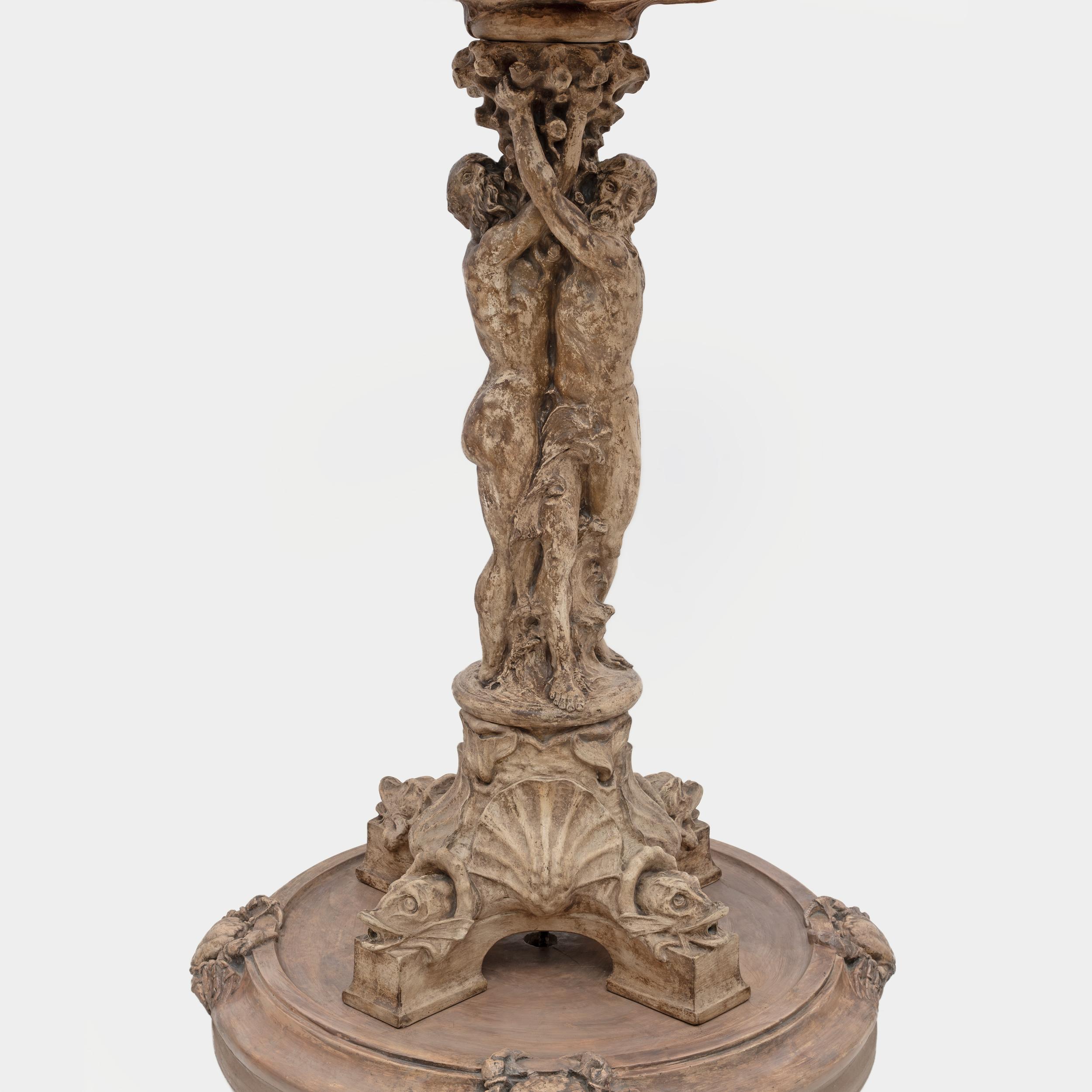 Terracotta Fontana neorinascimentale italiana in terracotta. Toscana, inizio XIX secolo in vendita