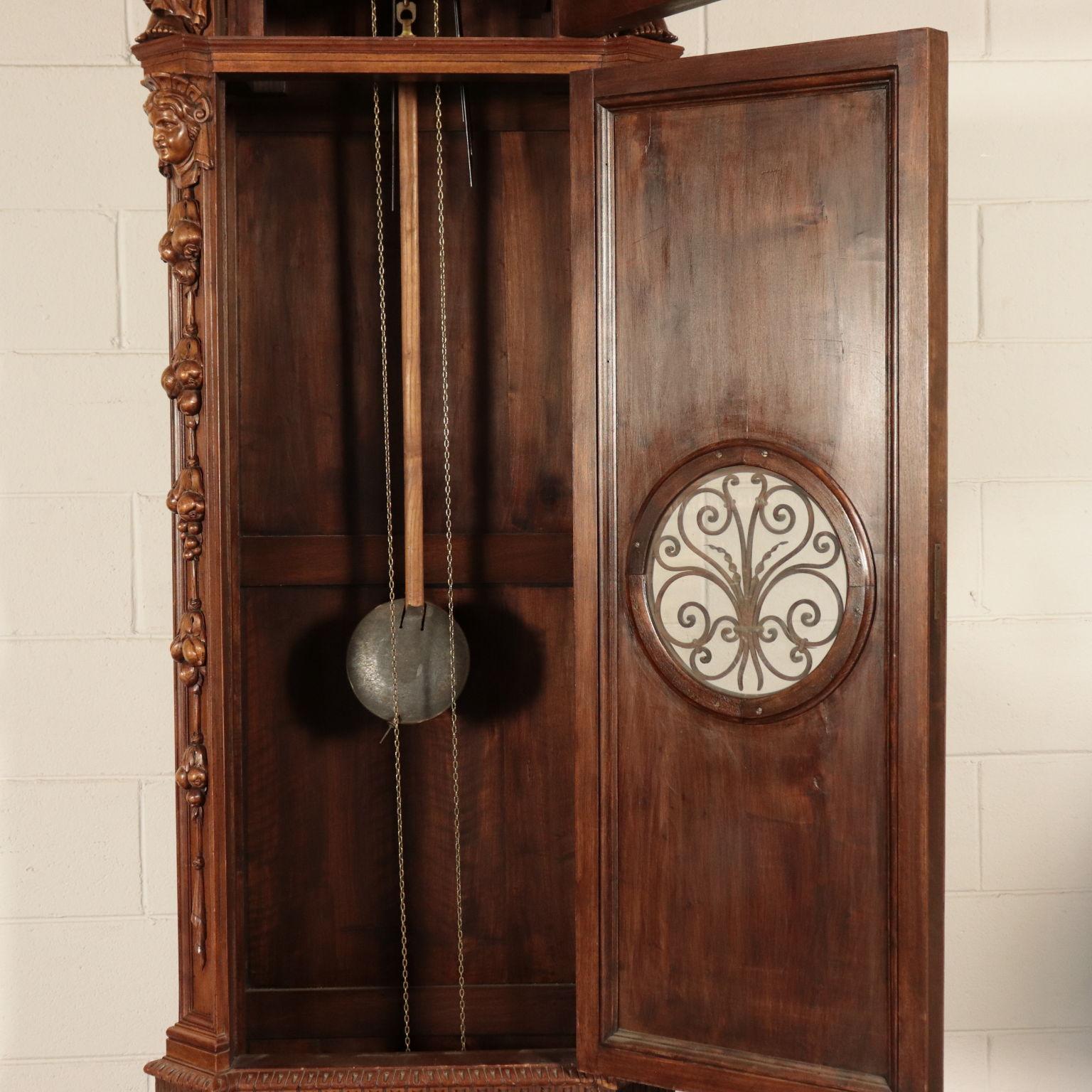 pendulum clock renaissance