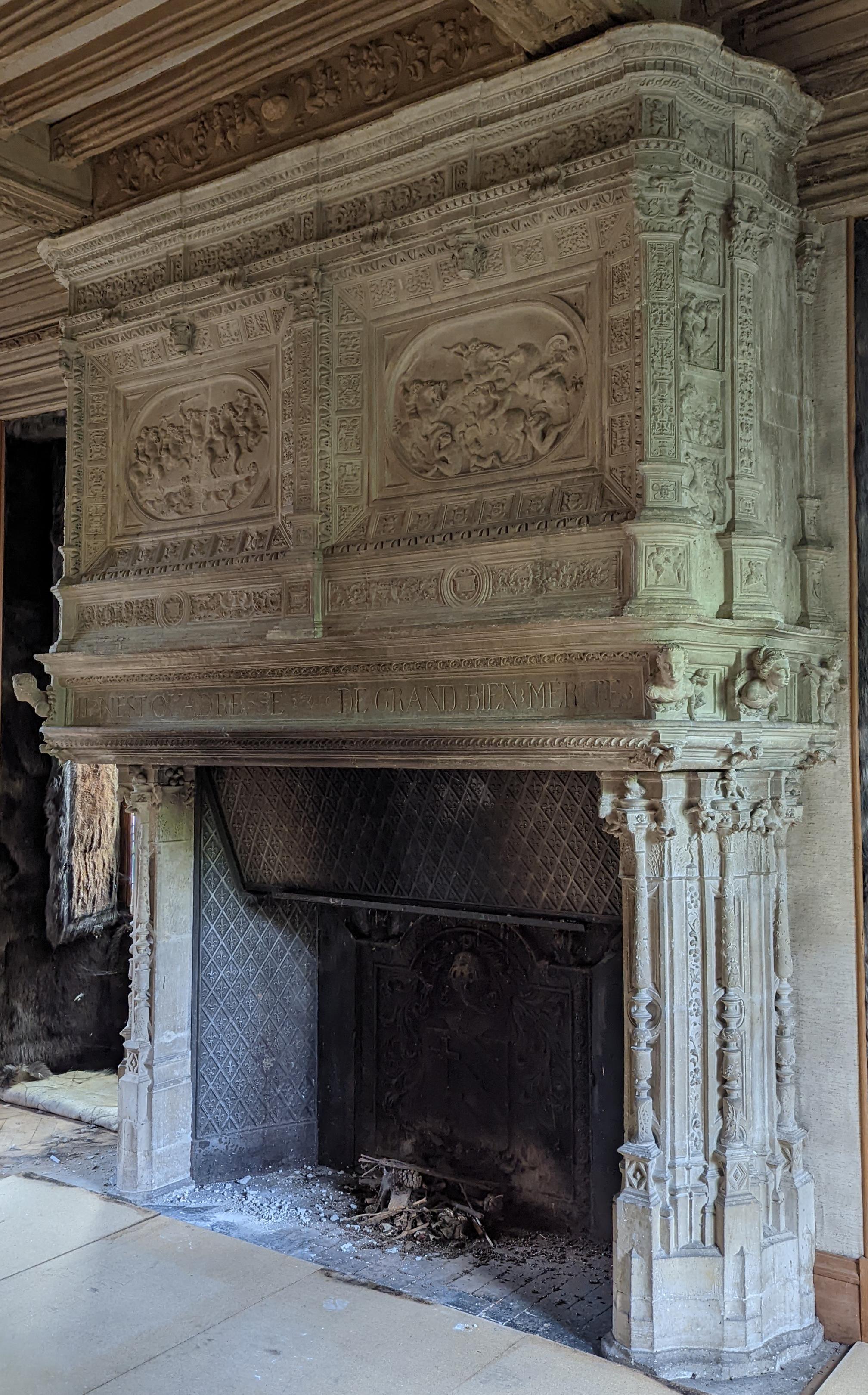 Neo-Renaissance Period Stone Fireplace, Dated 1534 For Sale 7