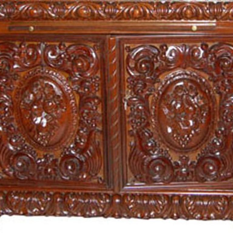 Neo Renaissance Sideboard In Good Condition For Sale In Pompano Beach, FL