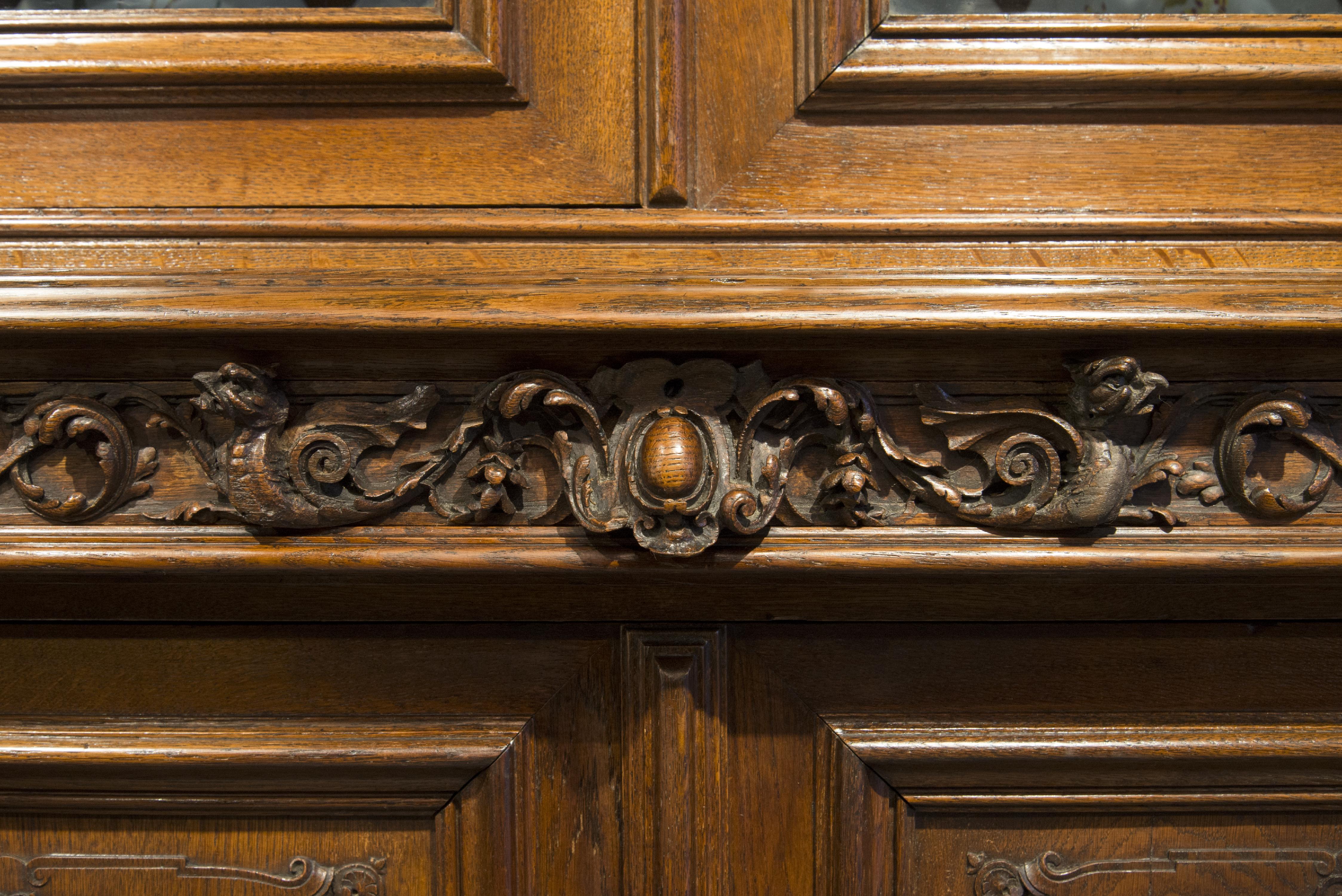 Neo-Renaissance Style Buffet from 19th Century, Richly Carved For Sale 11
