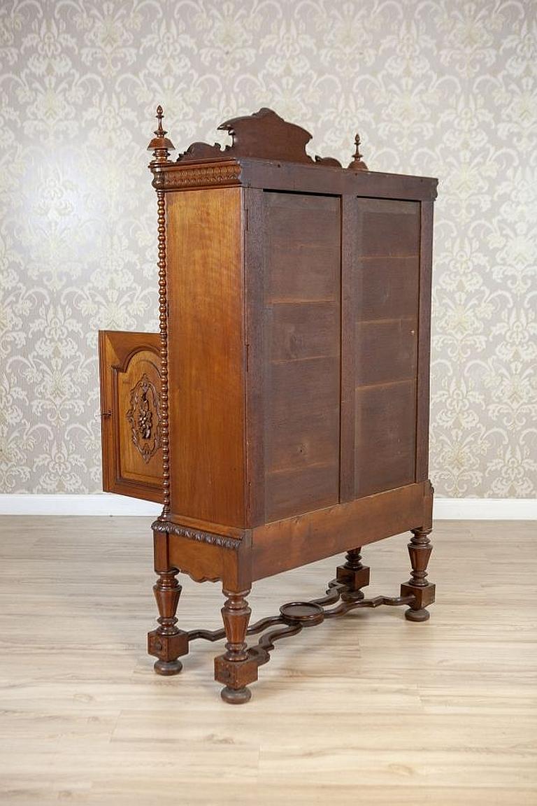 Renaissance Revival Walnut Cabinet Circa 1900 in Light Brown For Sale 8