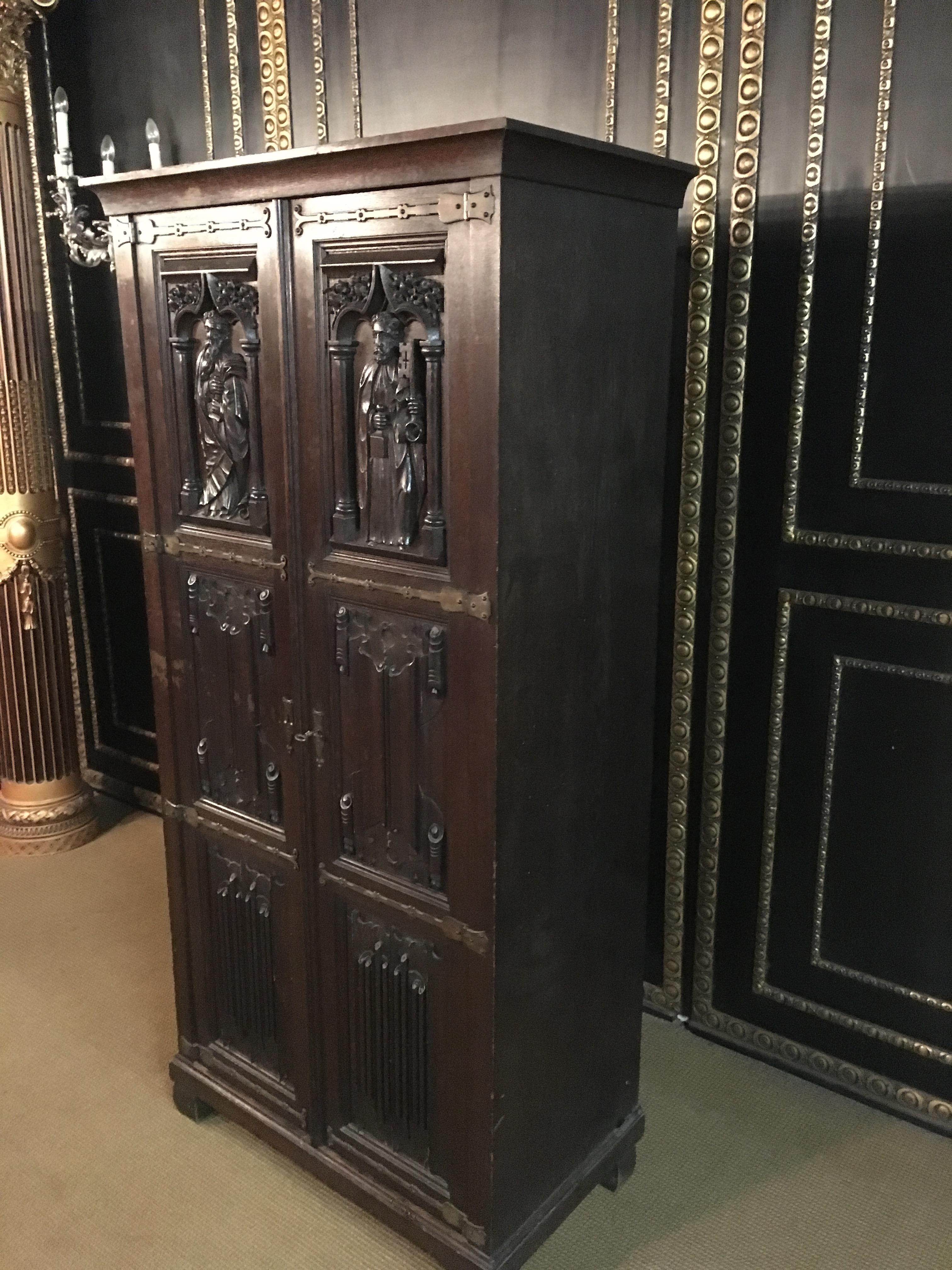 Oak Neo Renaissance with Carved Figures, 1850-1860