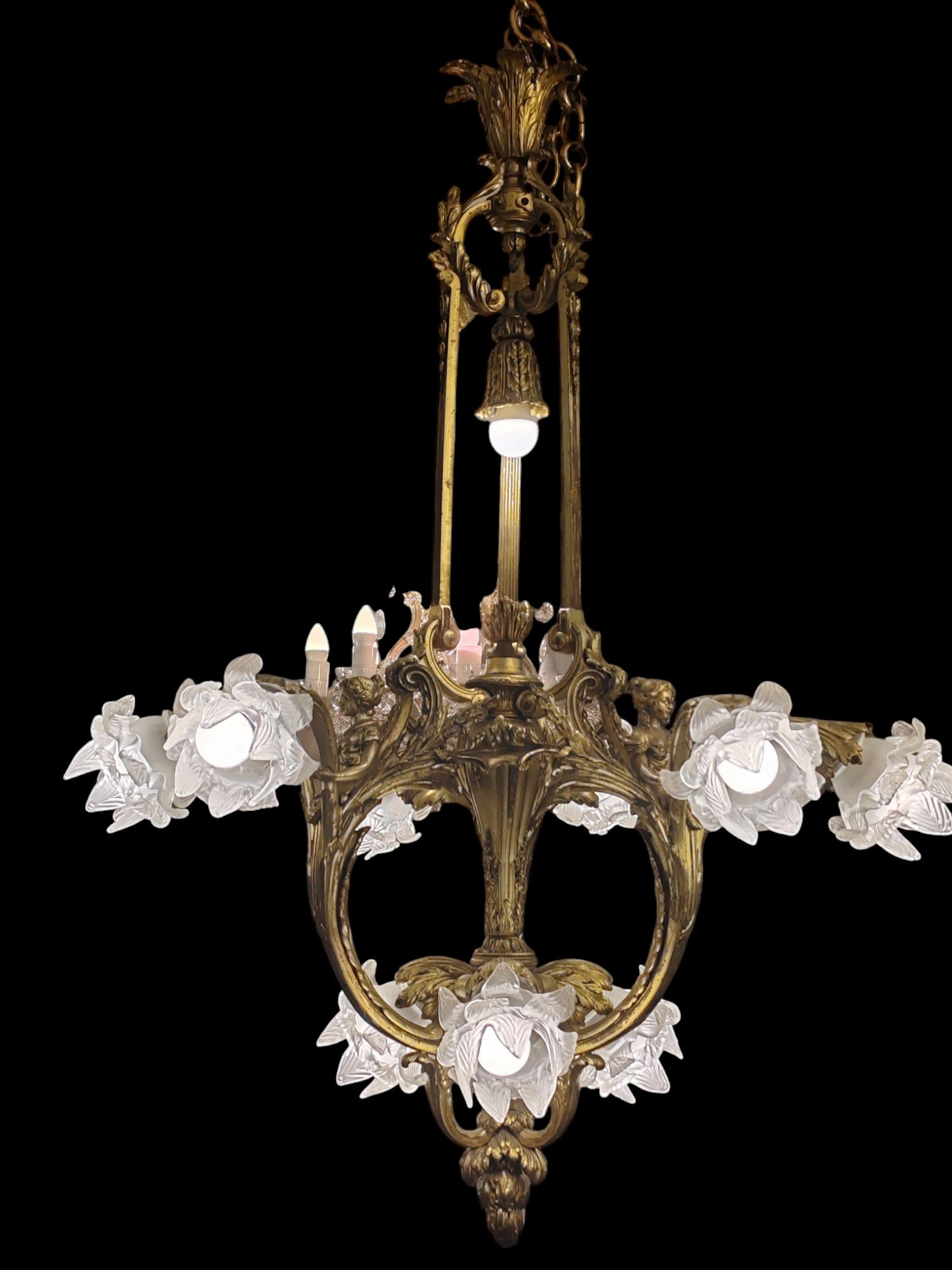 Neo Rococo gilded bronse Chandelier For Sale 2