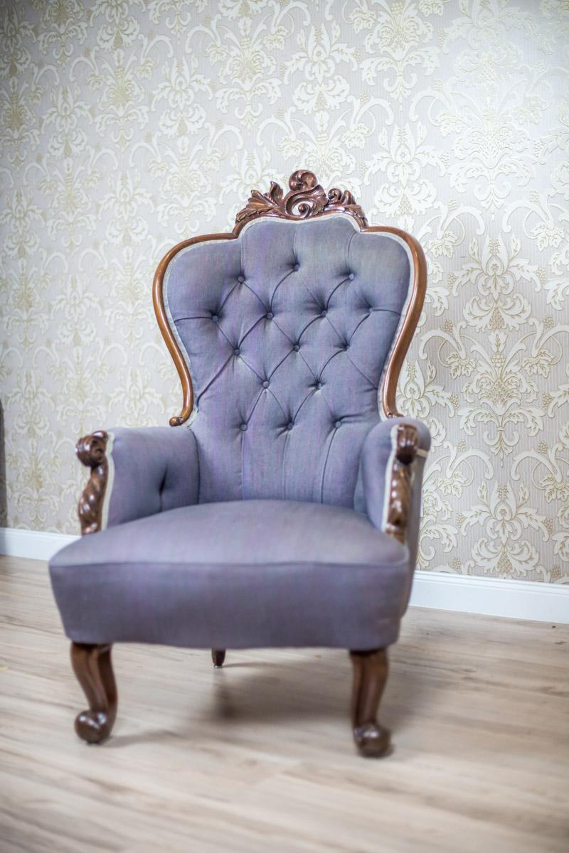 Neo-Rokoko-Sessel aus Nussbaumholz mit violettem Stoff, um 1860 (19. Jahrhundert) im Angebot