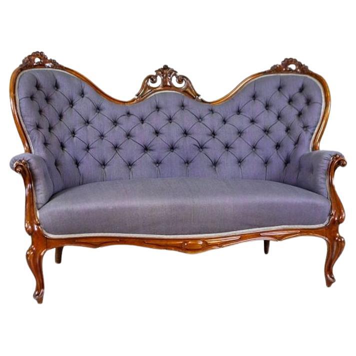 Sofa aus Nussbaumholz im Rokoko-Revival-Stil, um 1860 mit violetter Polsterung