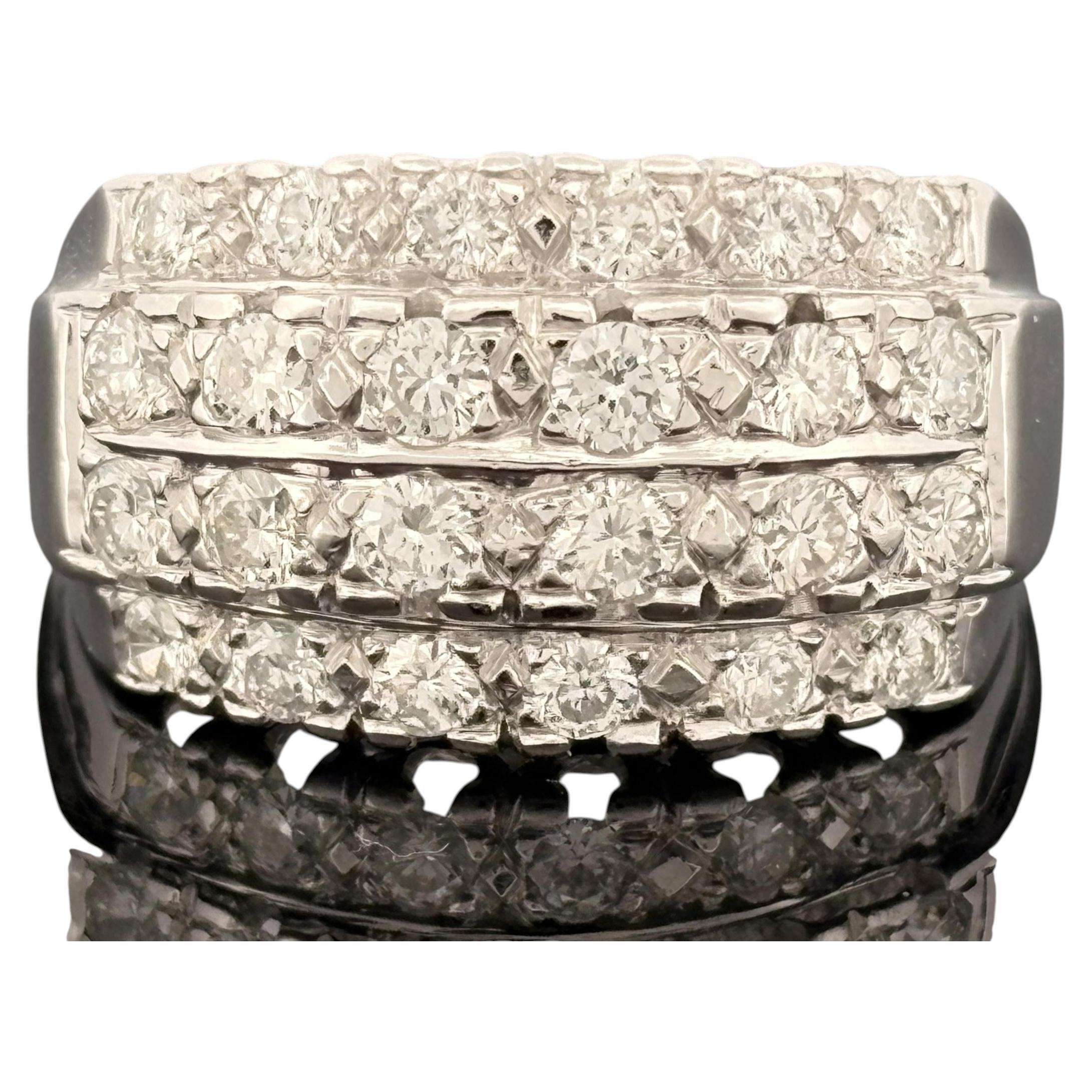Bague néo-vintage en or blanc 14k avec grappe de diamants - 1.34ctw