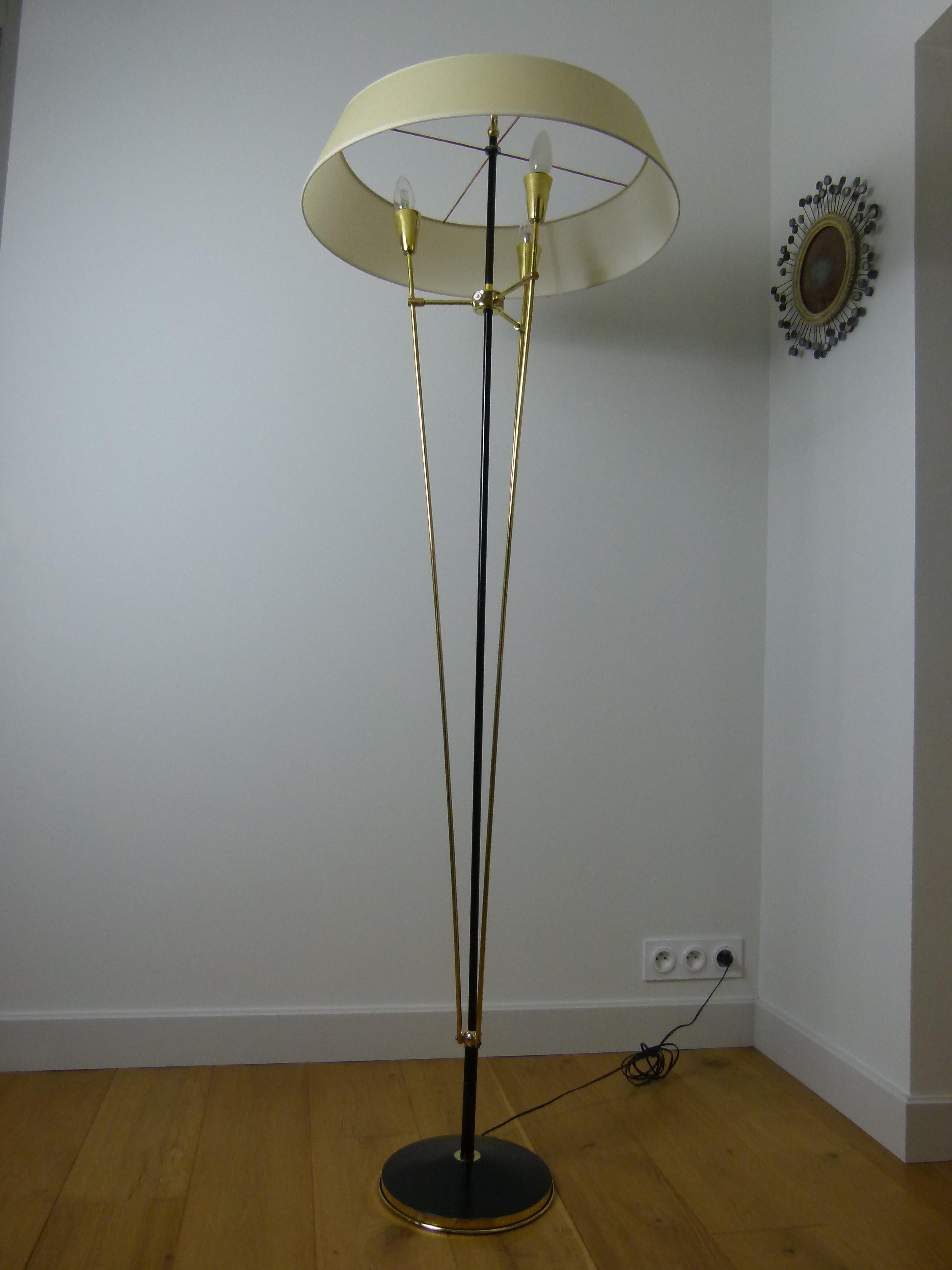 20th Century Neoclassic Bronze Chandelier, circa 1945-1950