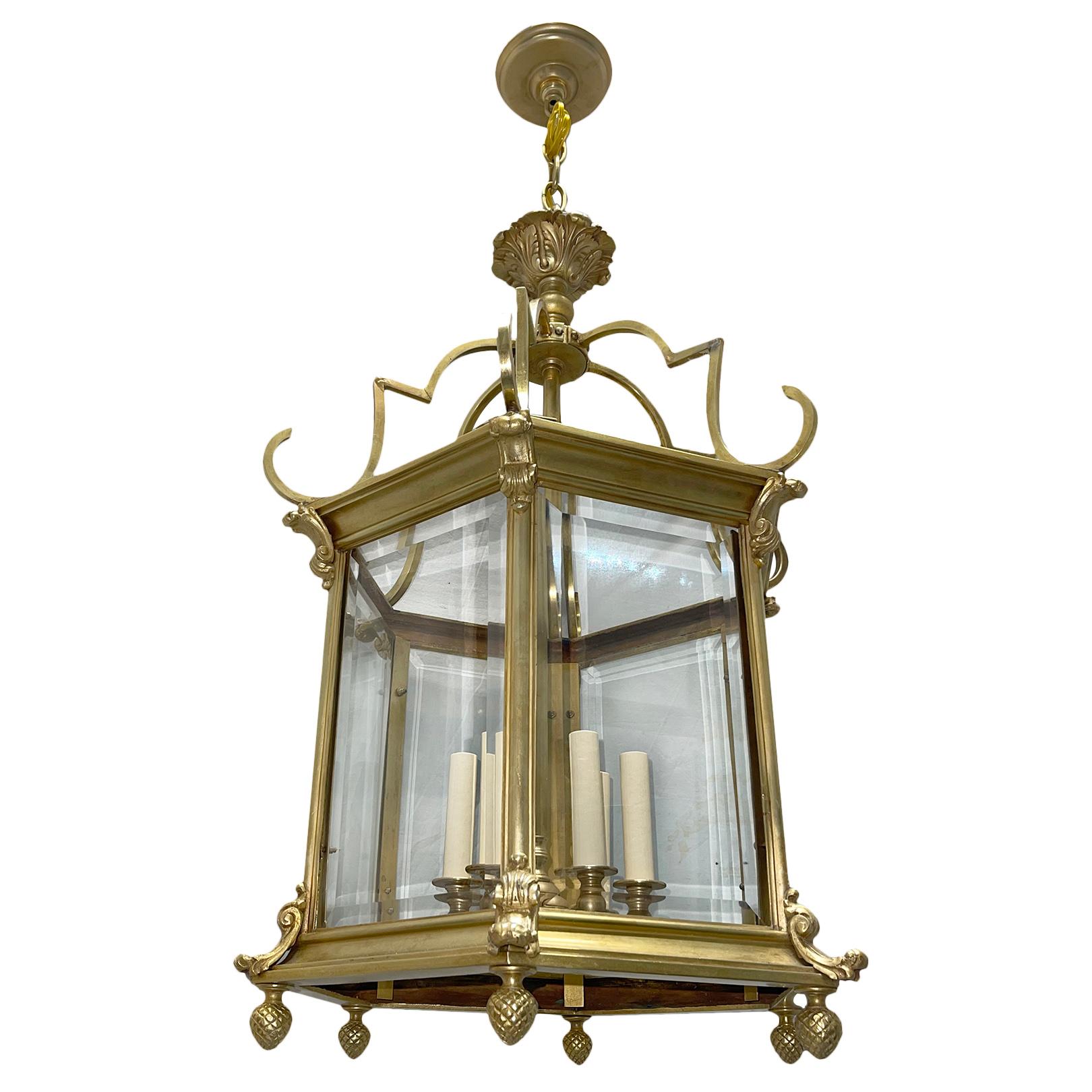 Circa 1920's neoclassic style bronze lantern of hexagonal shape with original patina.

Measurements:
Height: 31
