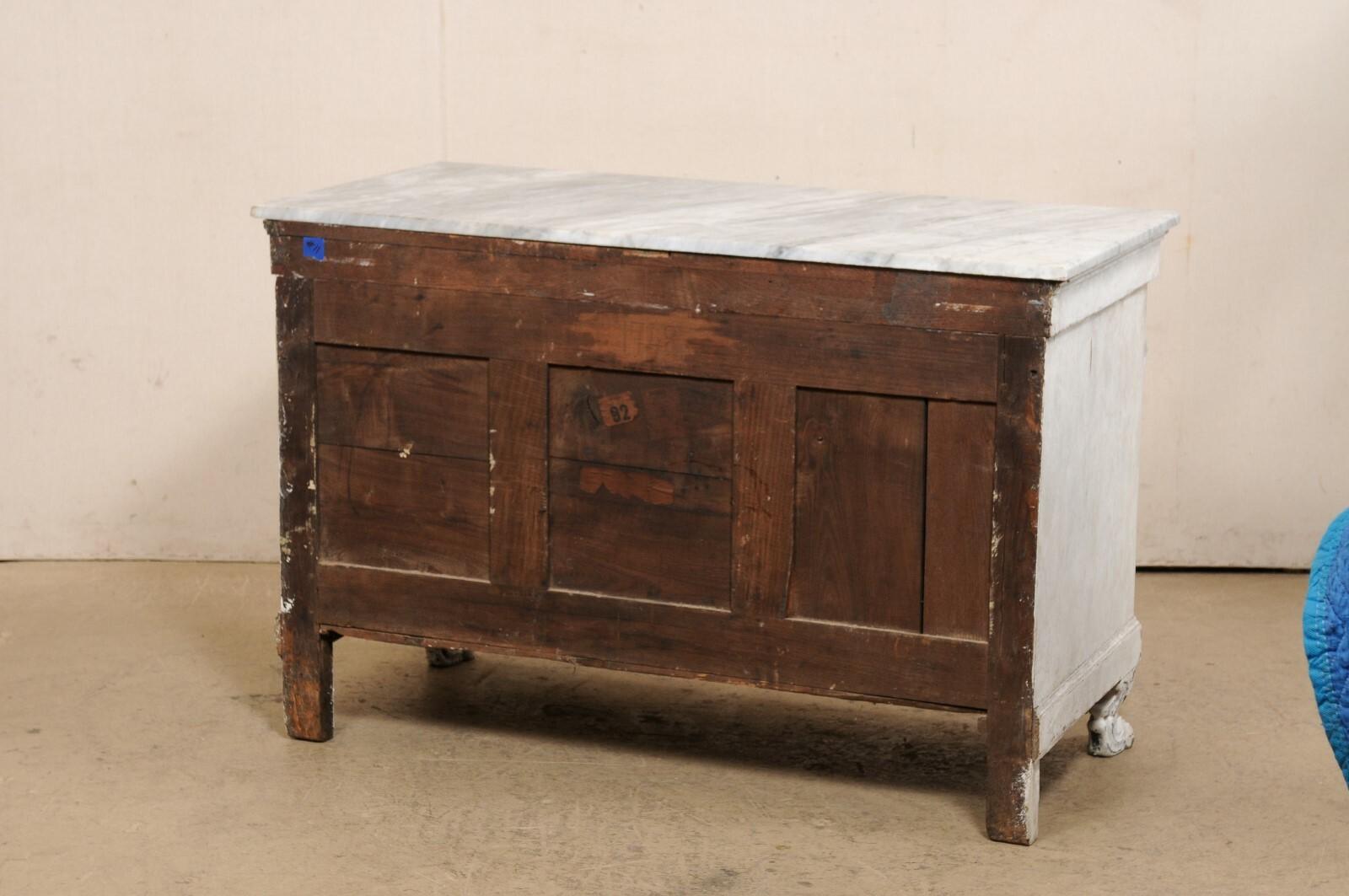 Neoclassic Period French Marble-Top Commode w/Paw Feet & Lion's Head Pulls For Sale 2