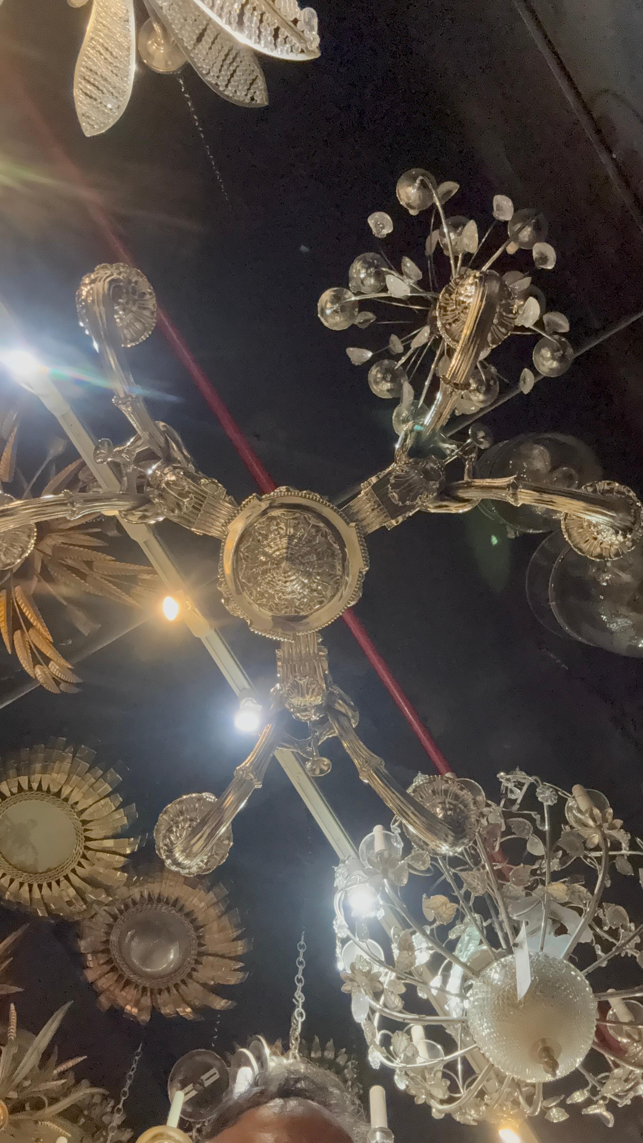 French Neoclassic style chandelier with Cherubs For Sale