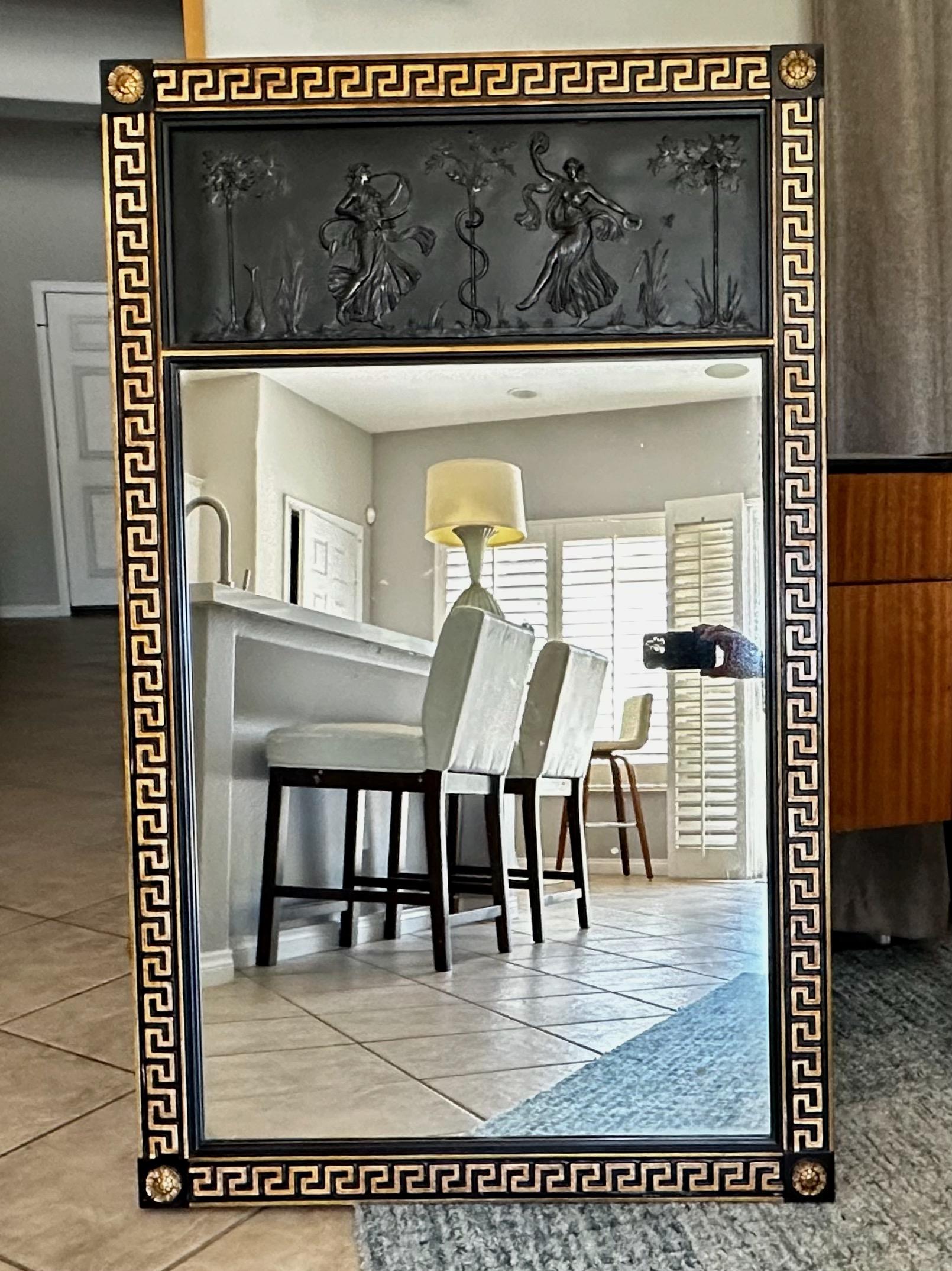 italien Miroir mural laqué noir à clé grecque de style néoclassique en vente