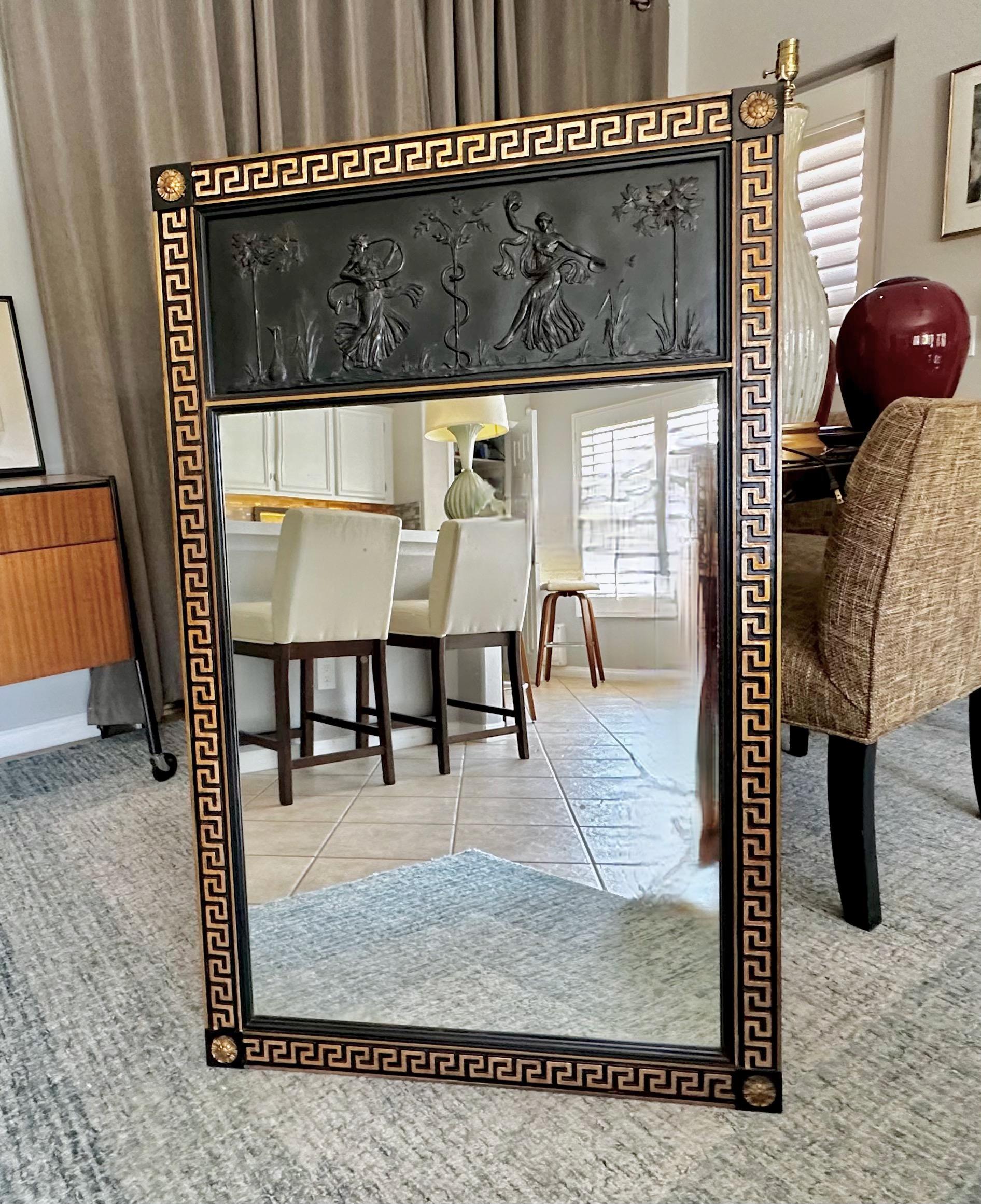 Miroir mural laqué noir à clé grecque de style néoclassique en vente 2