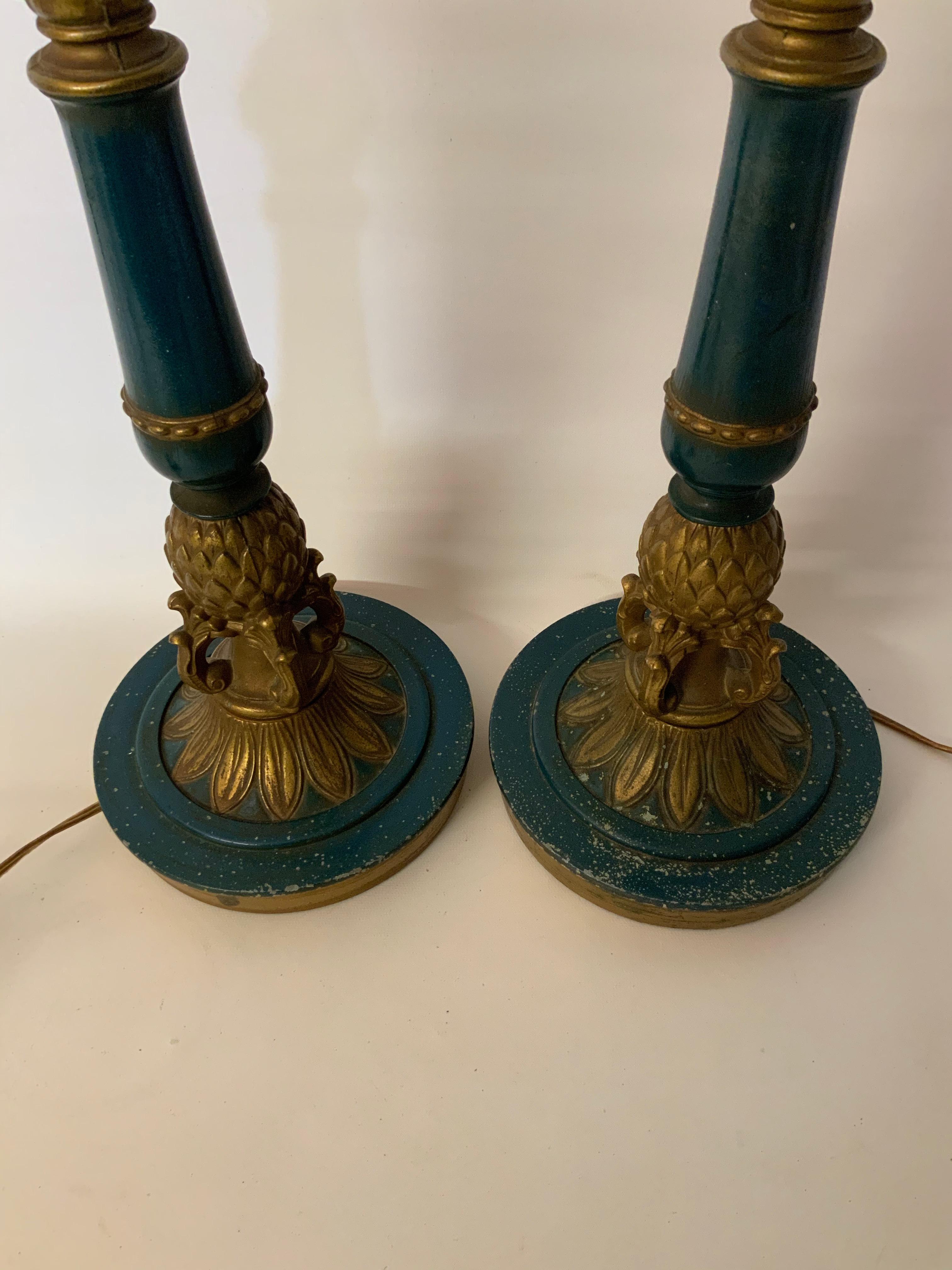 Neoclassic Style Pineapple Column Table Lamps 1