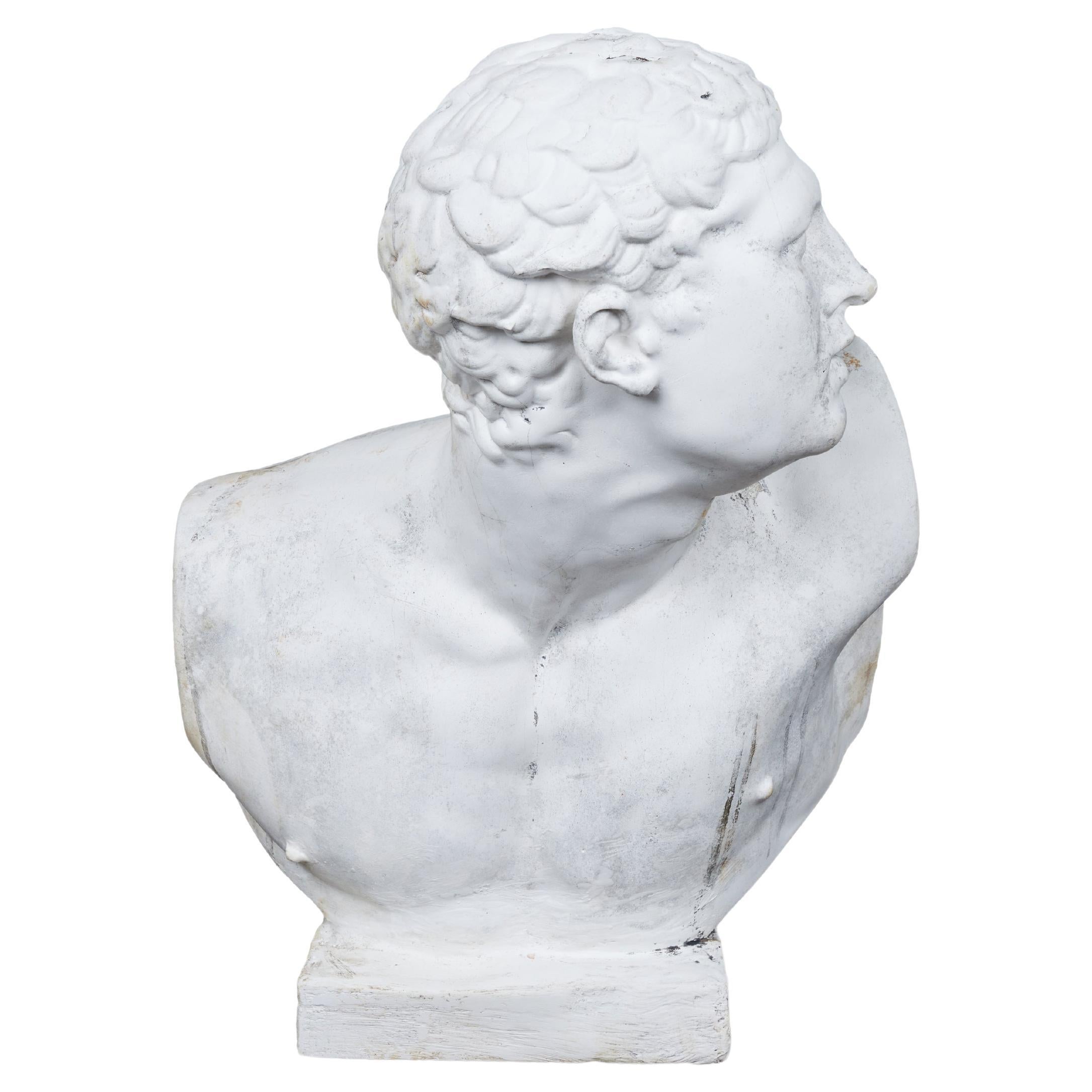 Gips-Skulptur im neoklassischen Stil