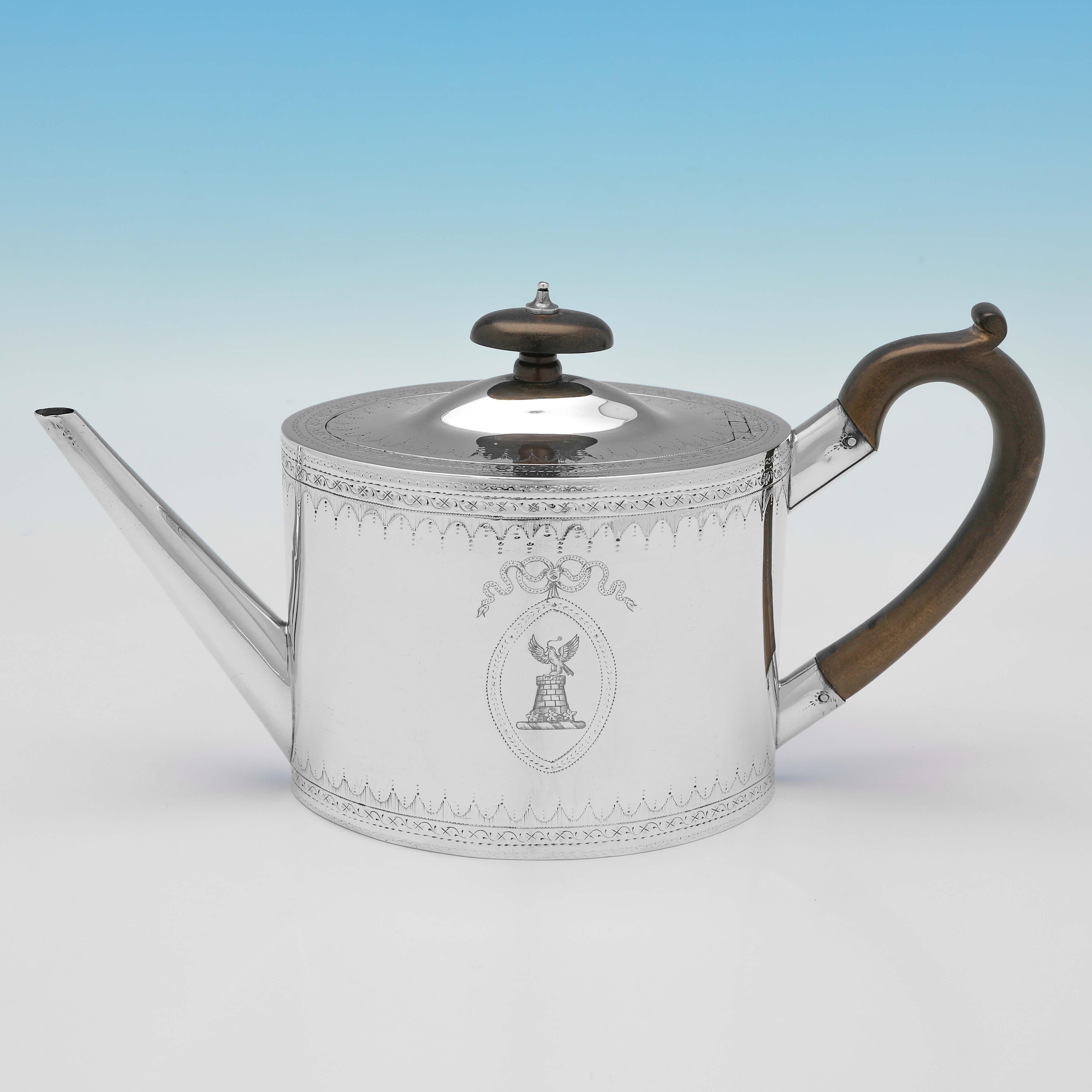 Neoclassical 18th Century Sterling Silver Teapot On Stand - John Denziloe 1787/8 In Good Condition For Sale In London, London