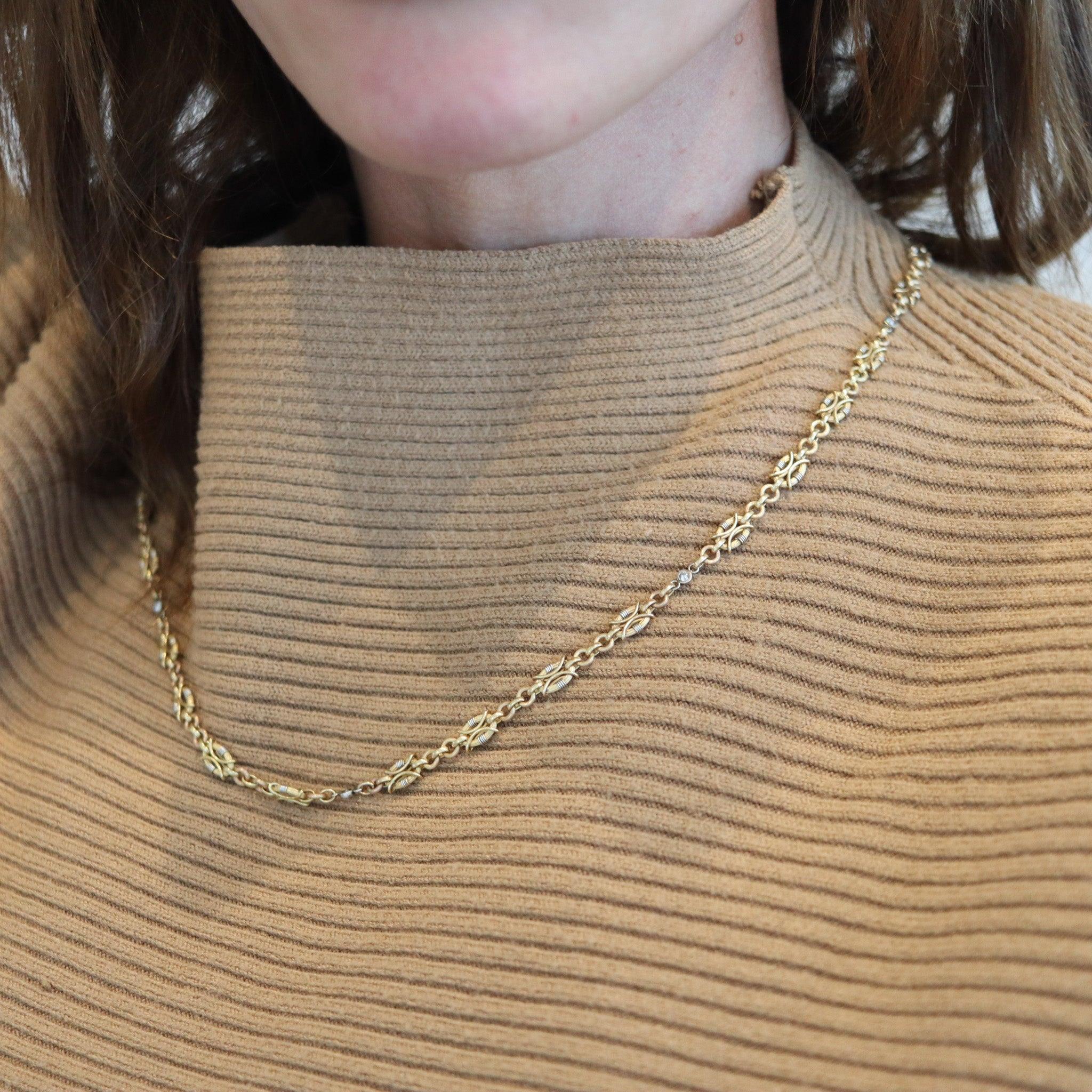 NEOCLASSICAL 1900 Edwardian French Chain In 18Kt Gold & Platinum With Diamonds im Angebot 3