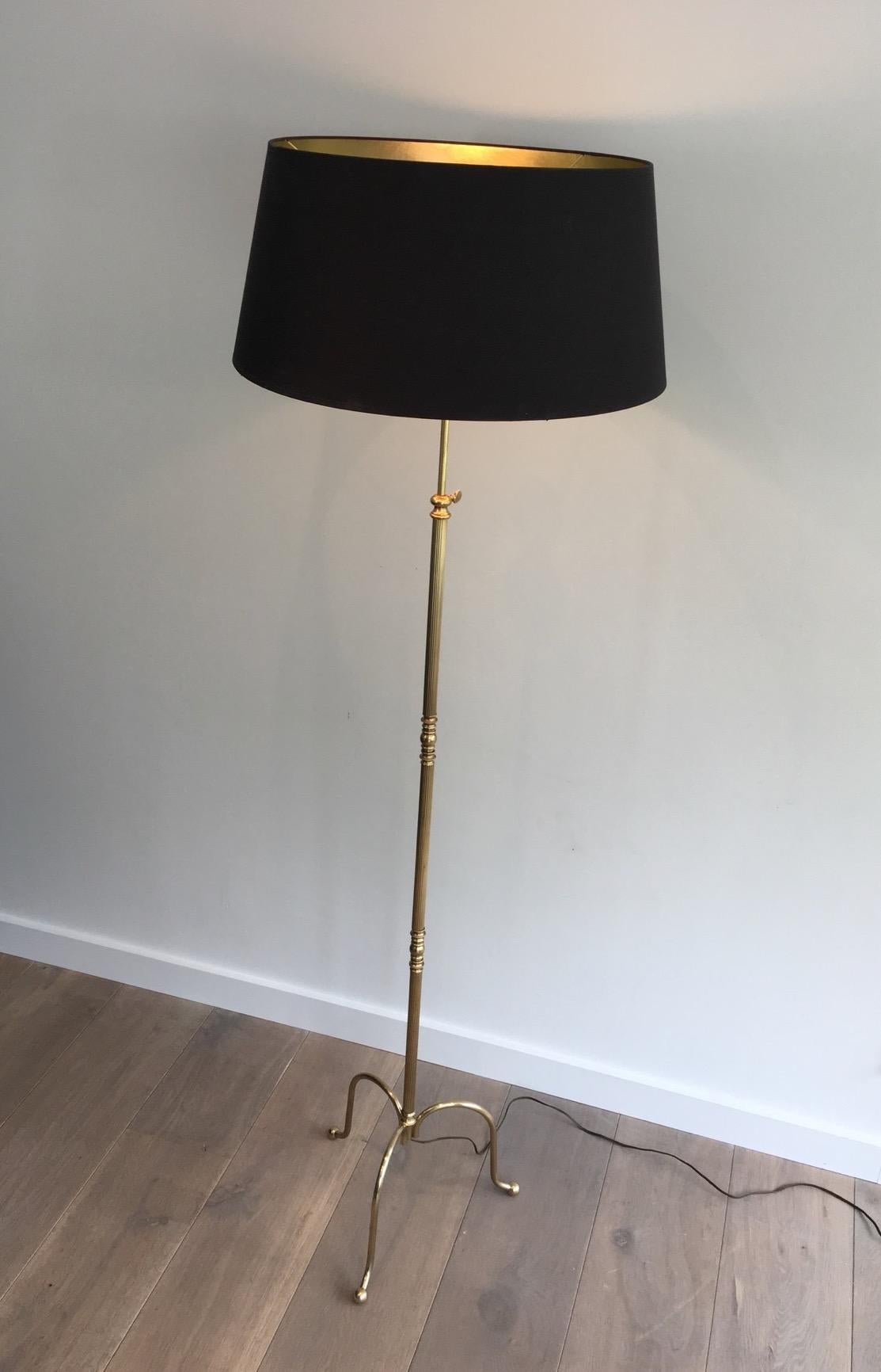 Neoclassical Ajustable Brass Floor Lamp with Tripode Base, circa 1940 For Sale 5