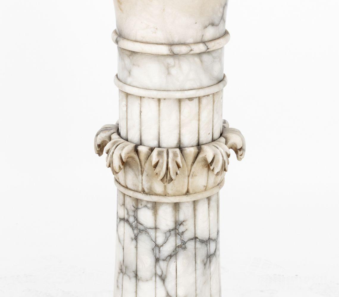Neoclassical Alabaster Pedestal In Good Condition For Sale In Astoria, NY