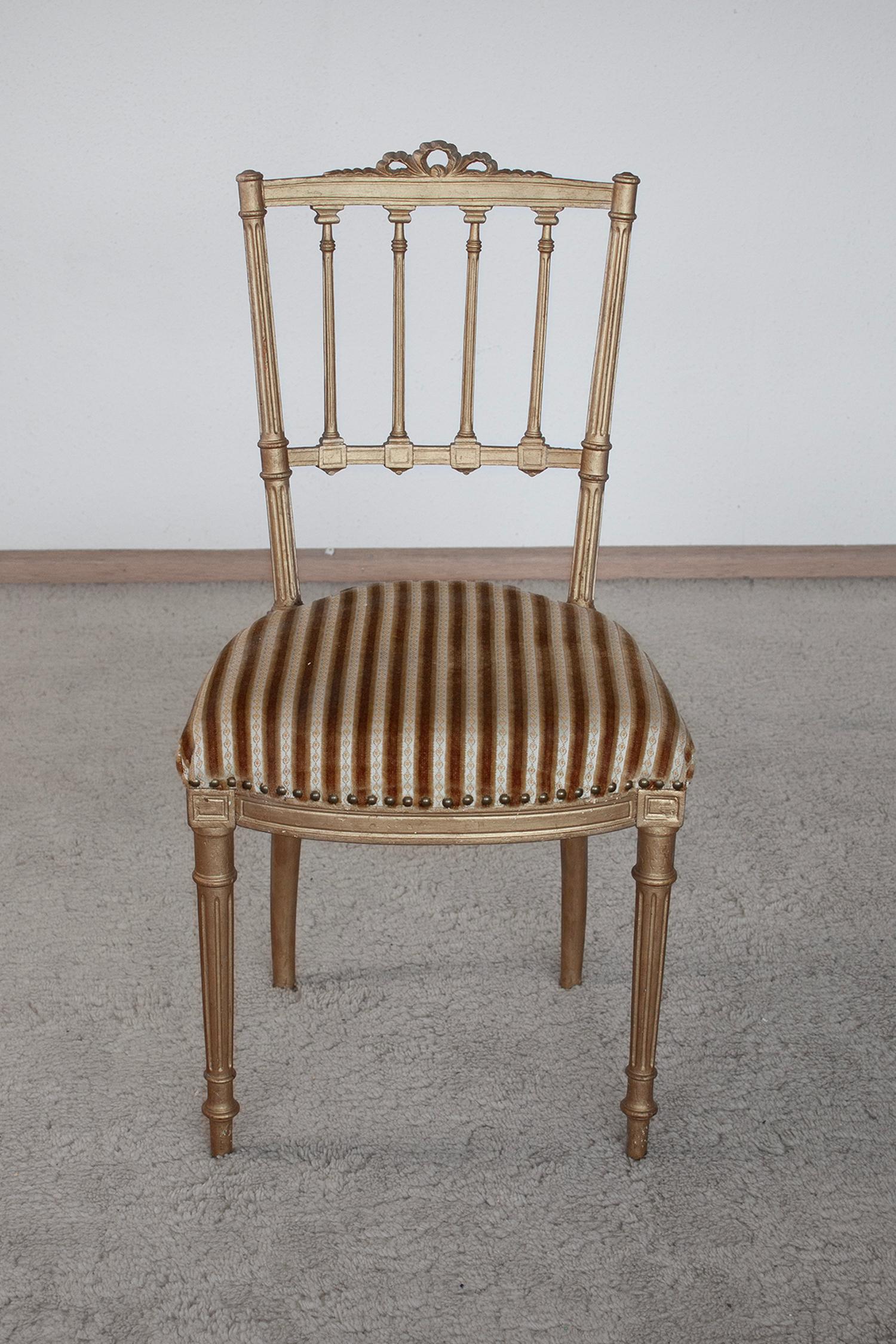 Hand-Crafted Neoclassical Antique French-Style Gilded Chair For Sale