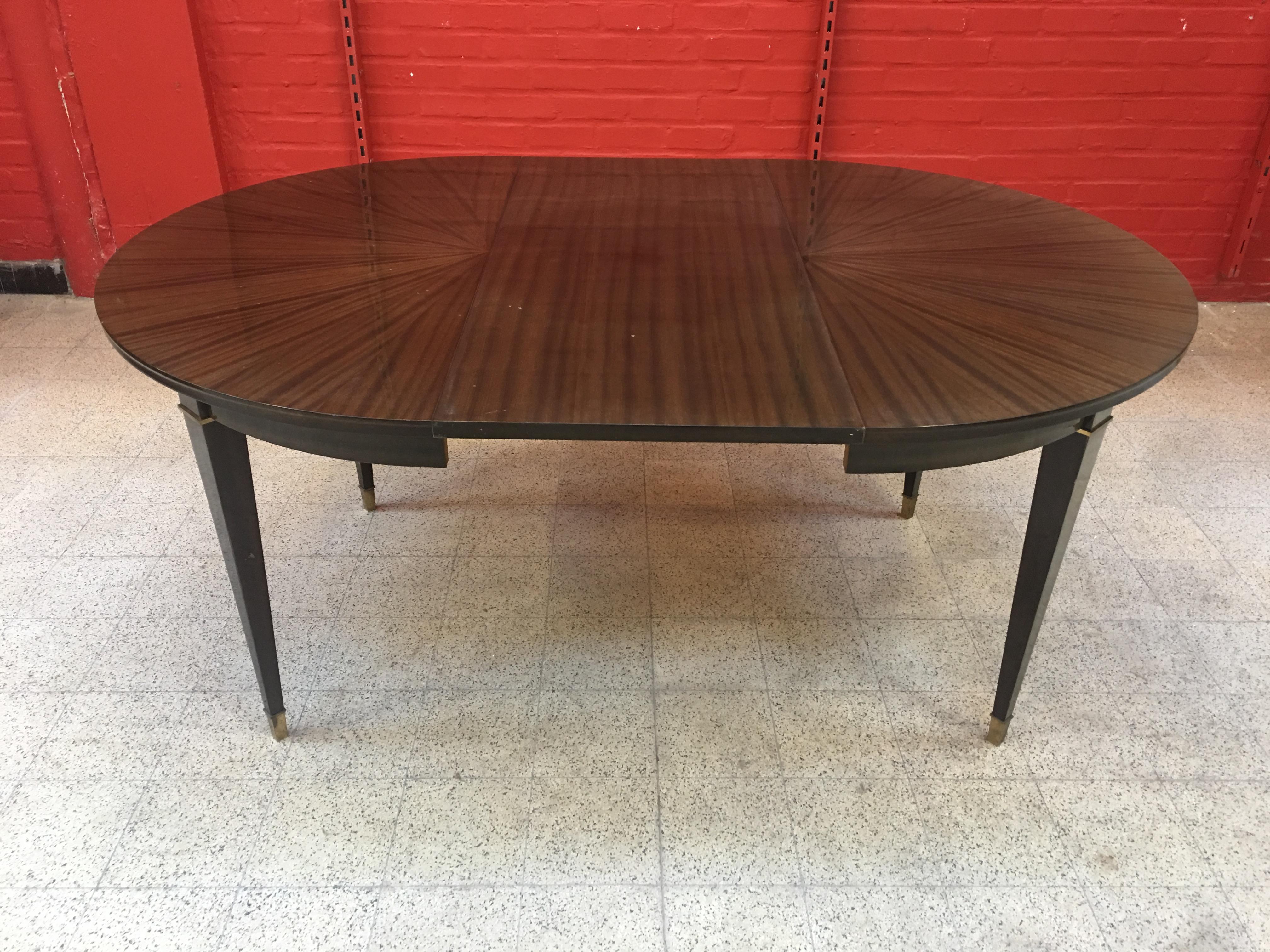 Neoclassical Art Deco Table in Mahogany circa 1950 the Varnish is Insolarized For Sale 1