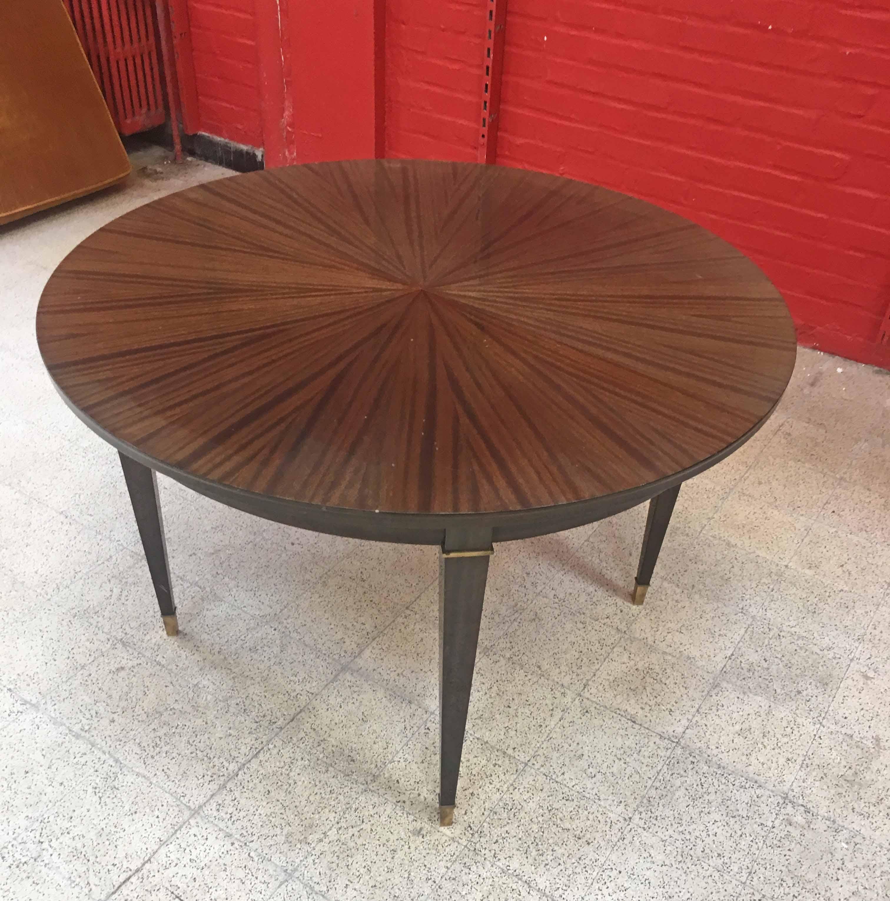 Neoclassical Art Deco Table in Mahogany circa 1950 the Varnish is Insolarized For Sale 2