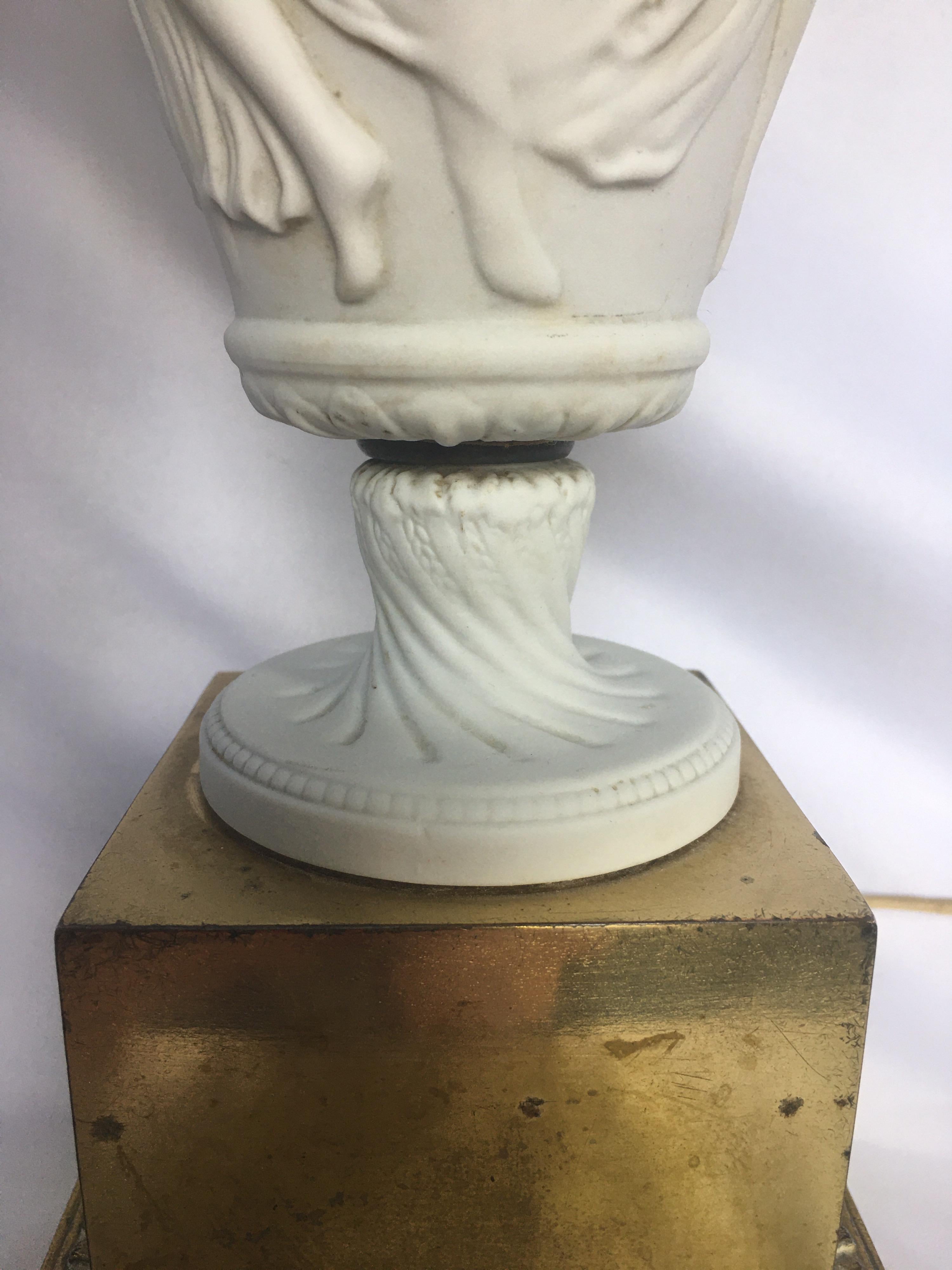 Neoclassical Bisque Porcelain Figurative Greek Key Urn Table Lamp, Bavaria For Sale 2